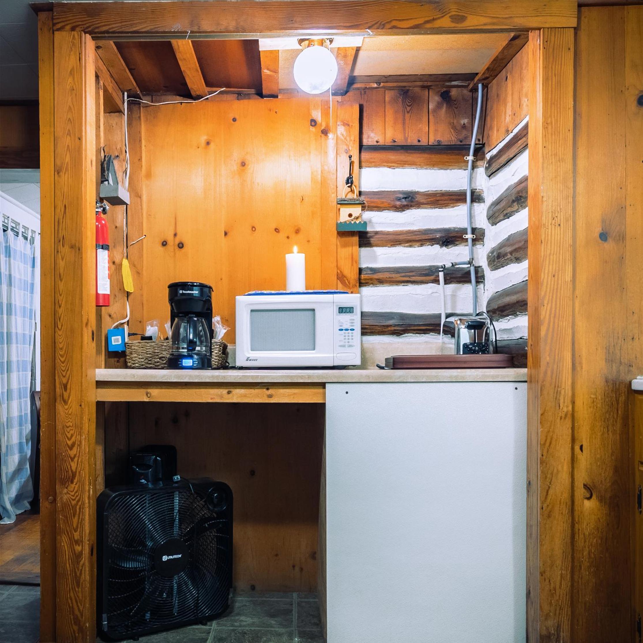Traveler's Rest Cabin - Photo 9