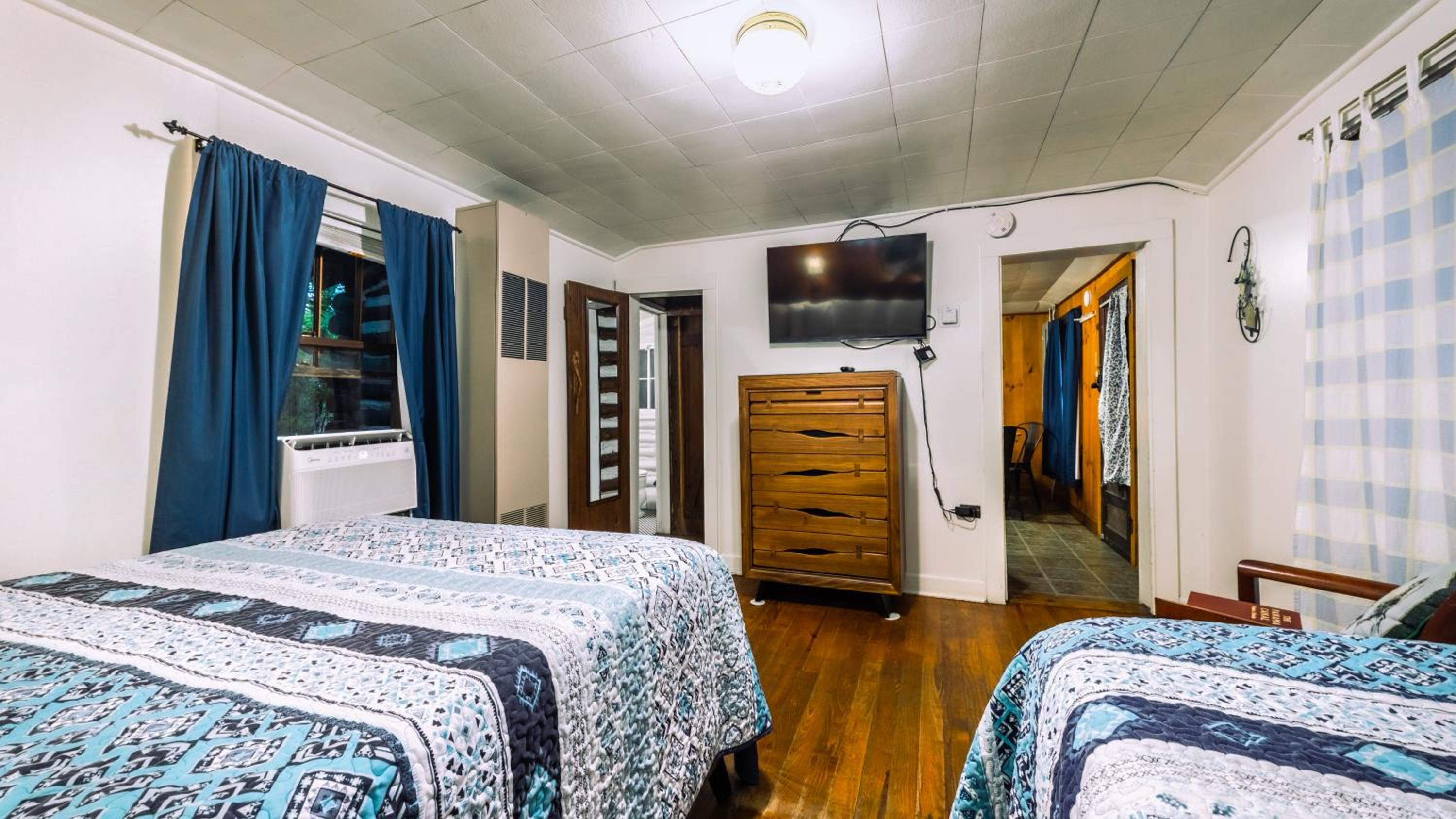 Traveler's Rest Cabin - Photo 3