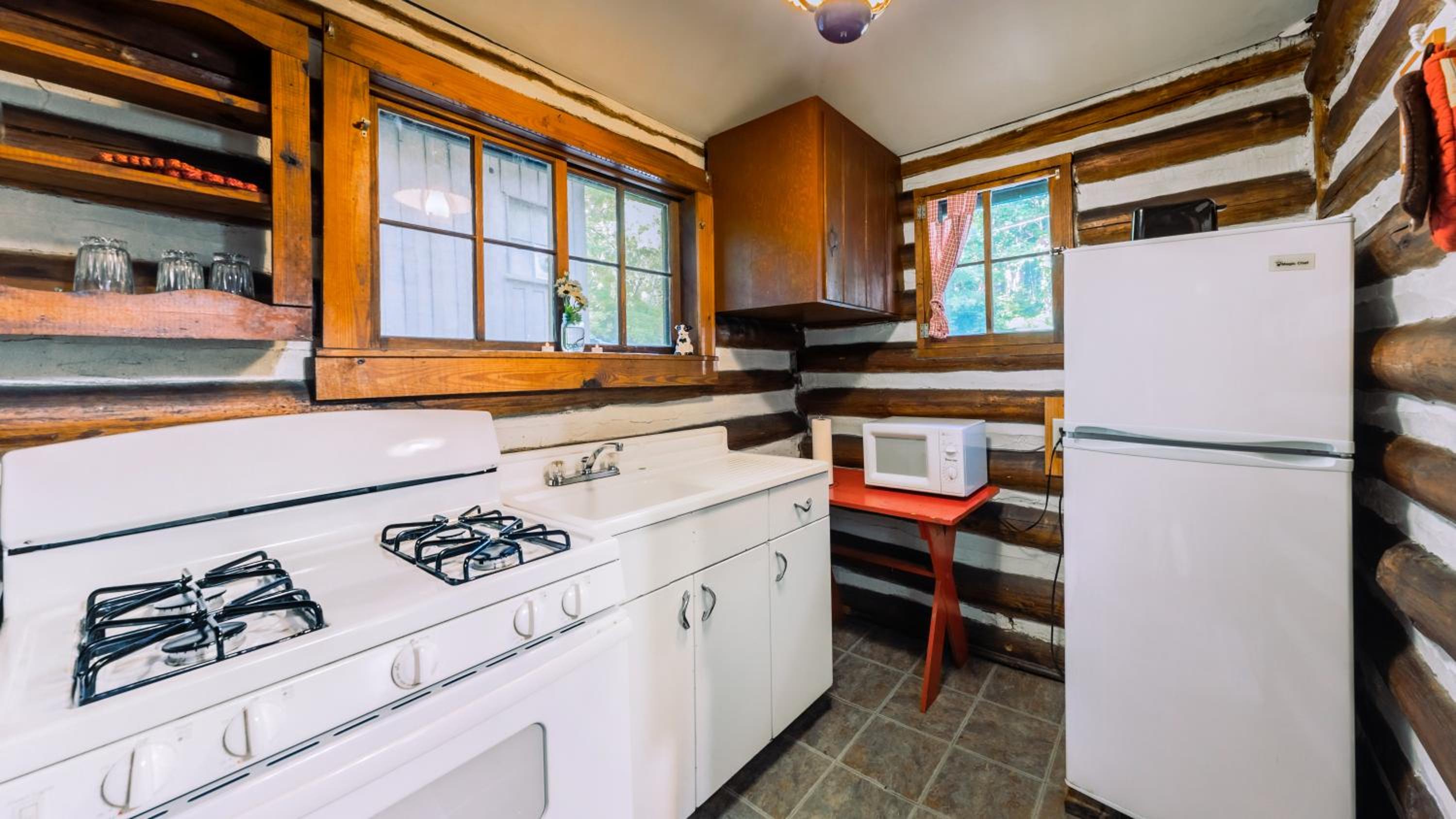 Double or Nothing Cabin - Photo 8
