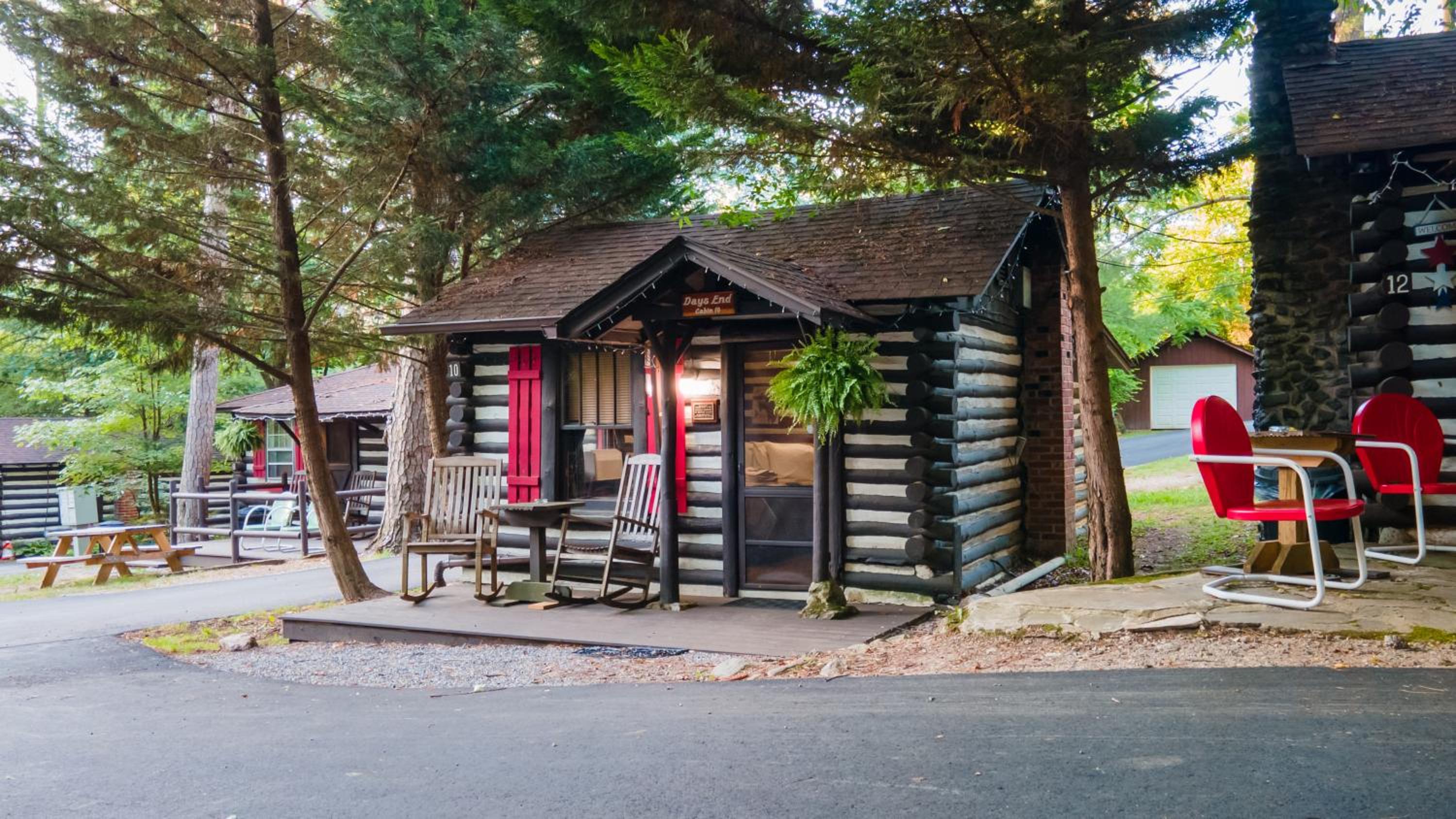 Day's End Cabin **NO PETS ALLOWED**  - Photo 10