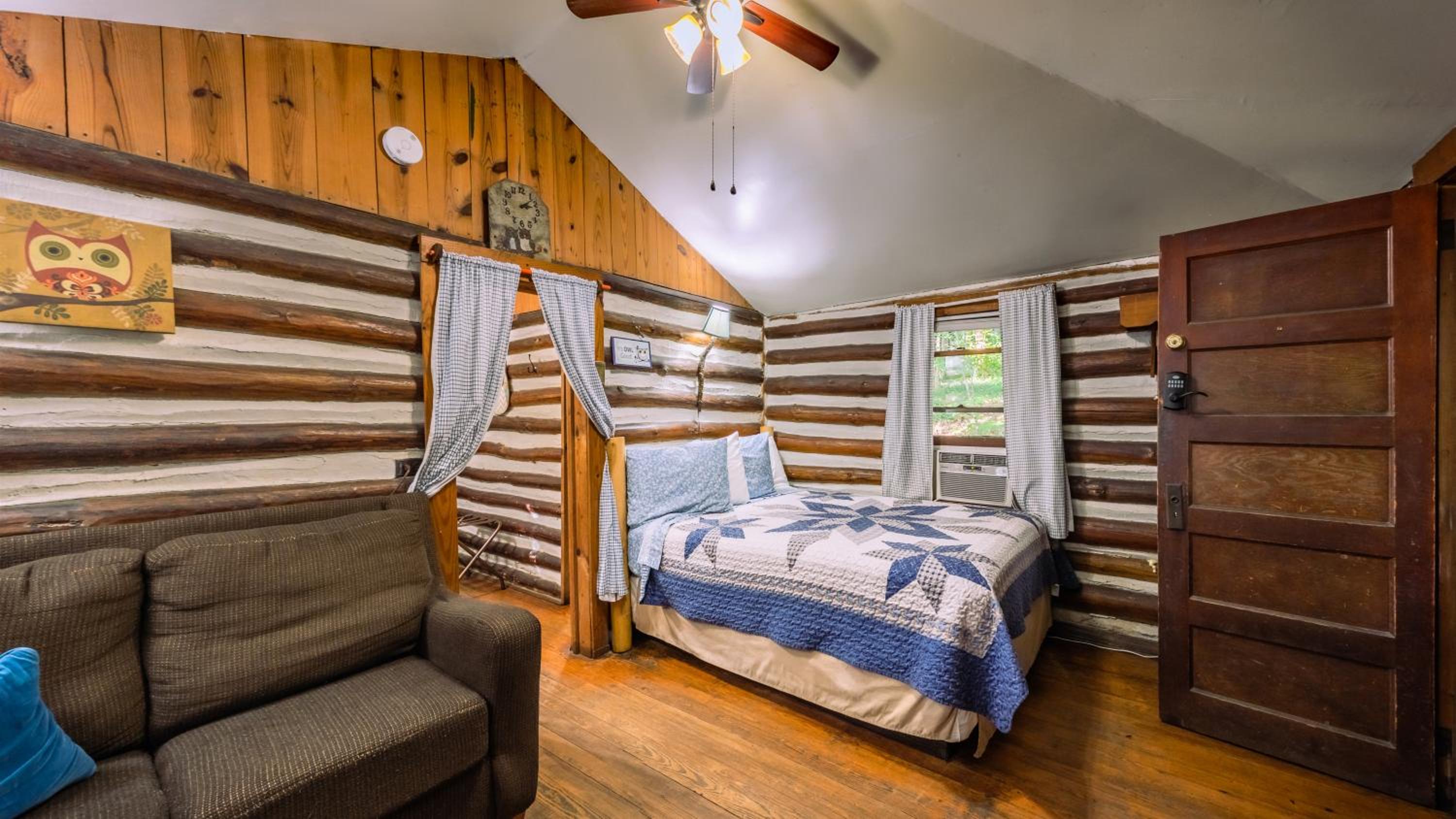 Overlook Cabin - Photo 5