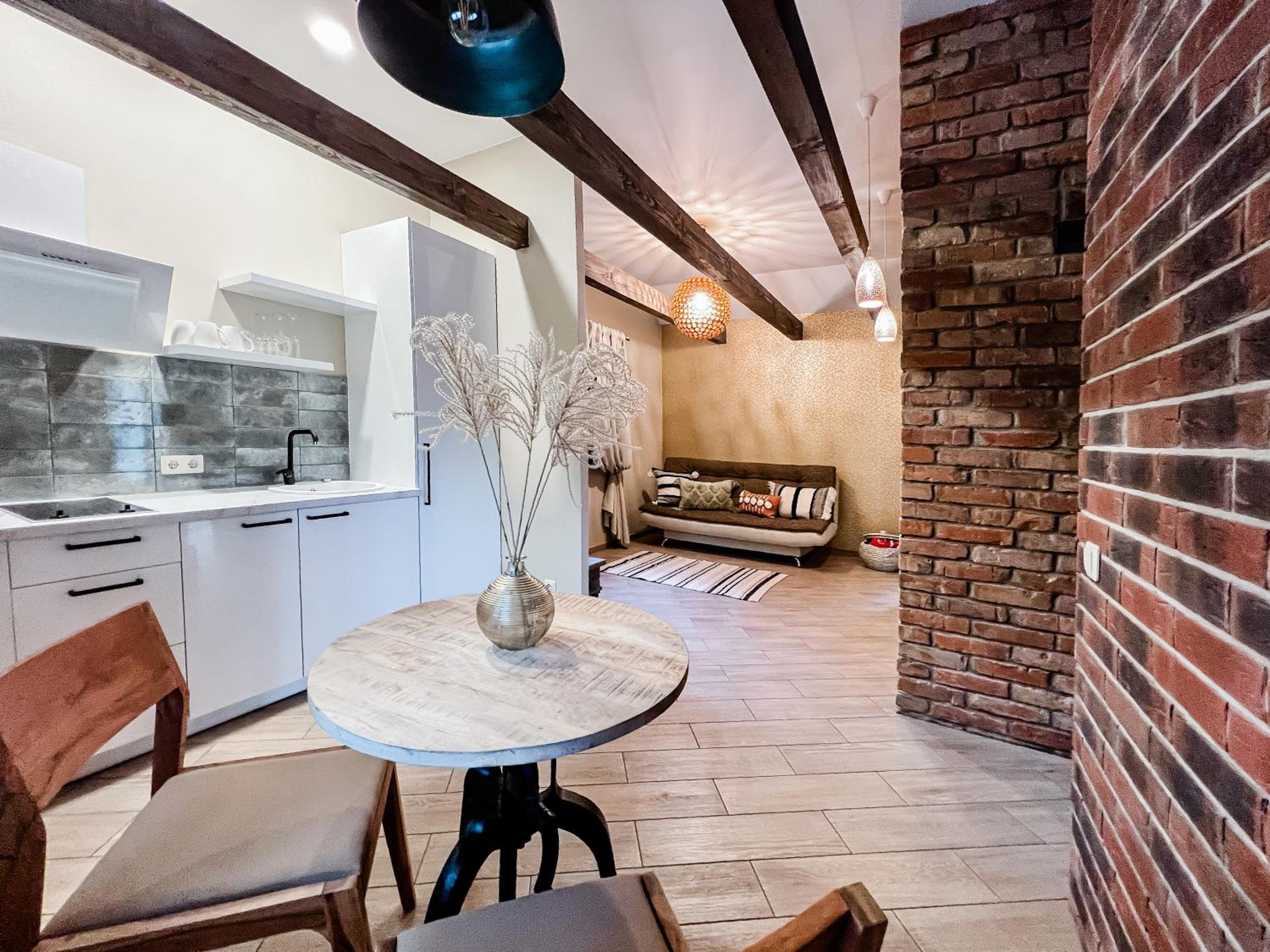 One-Bedroom House - Photo 10