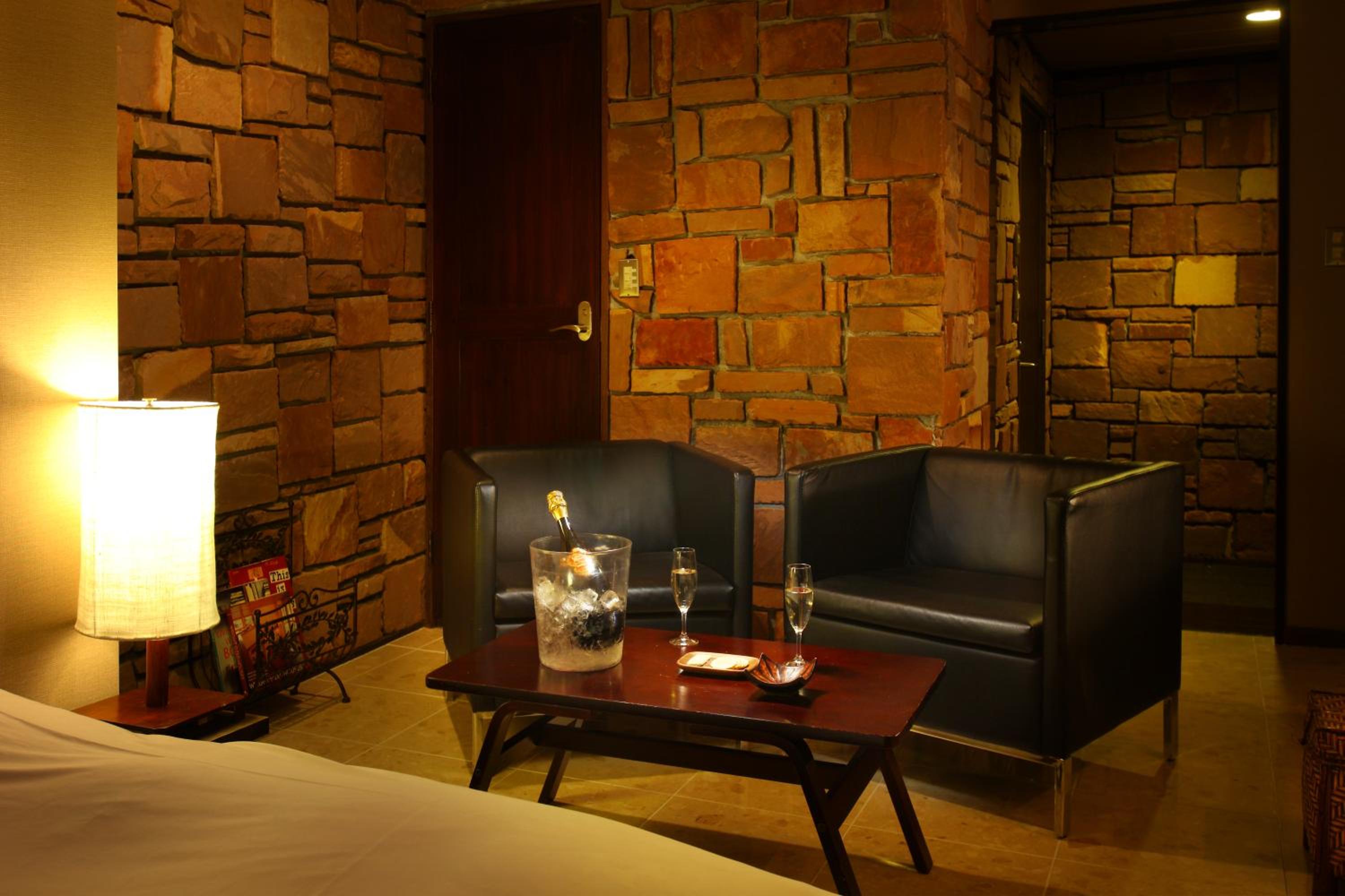 Standard Double Room - Photo 2