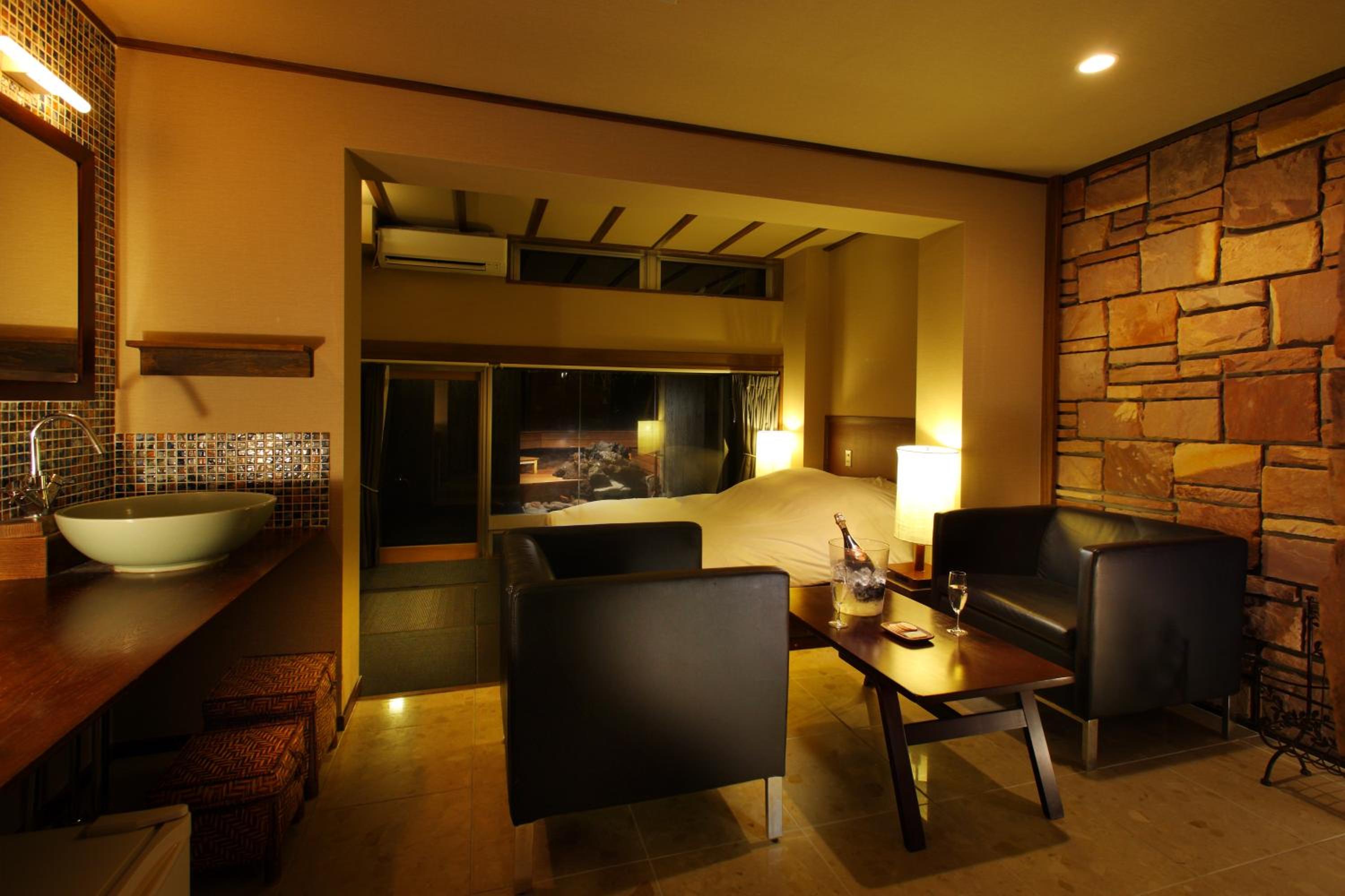 Standard Double Room - Photo 1