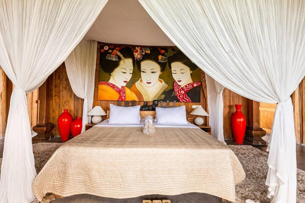 Master Bedroom Private Villa