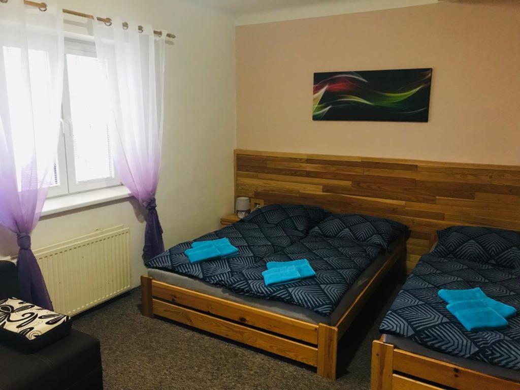Triple Room with Bathroom photo 1