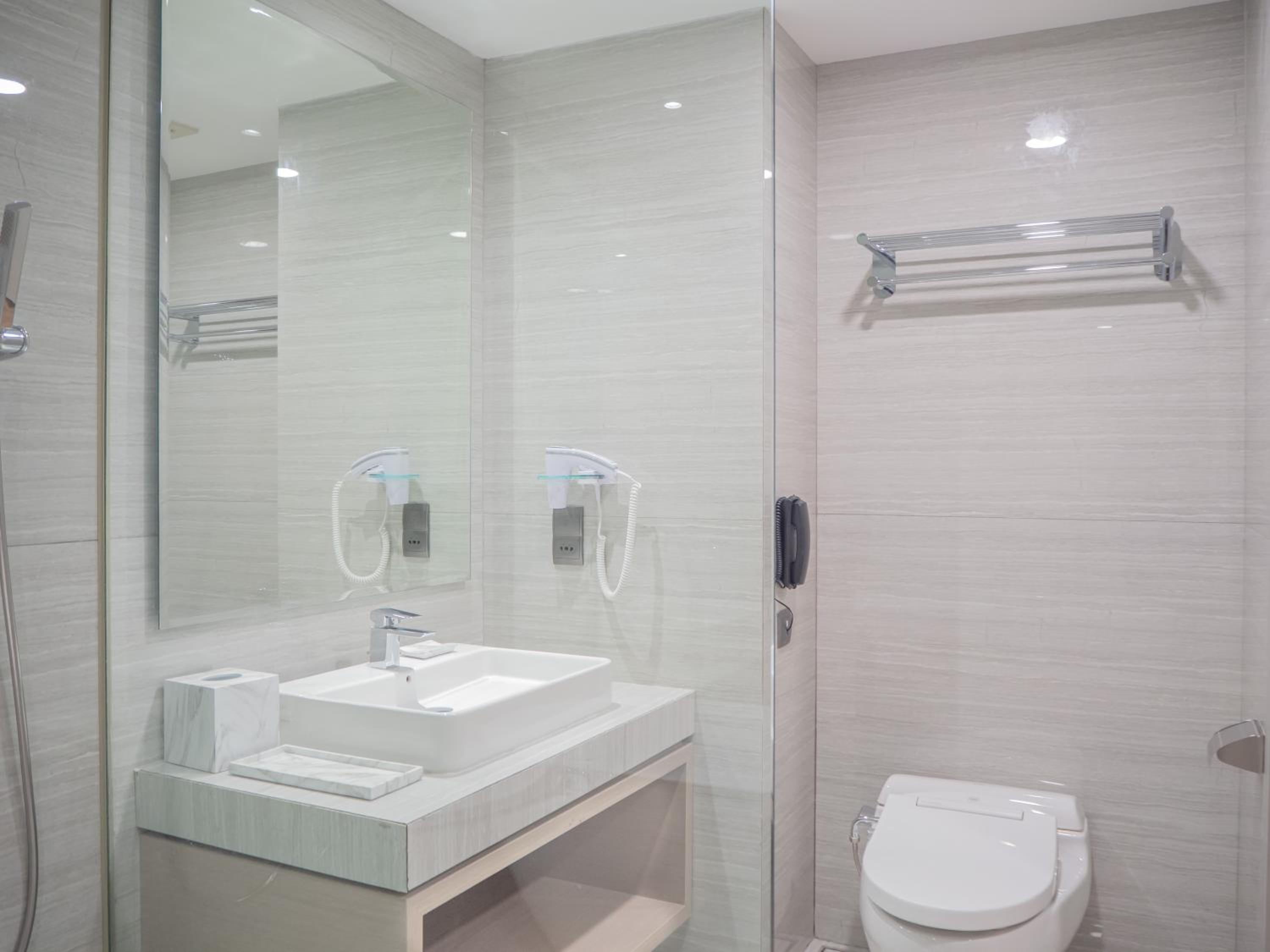 Deluxe Twin Room - Photo 4