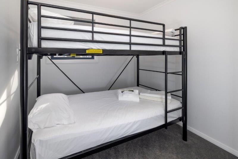 Deluxe Three-Bedroom Cabin - Not Pet Friendly photo 3