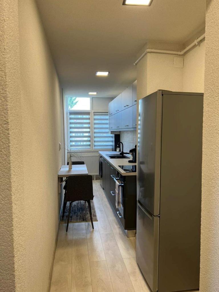 One-Bedroom Apartment photo 3