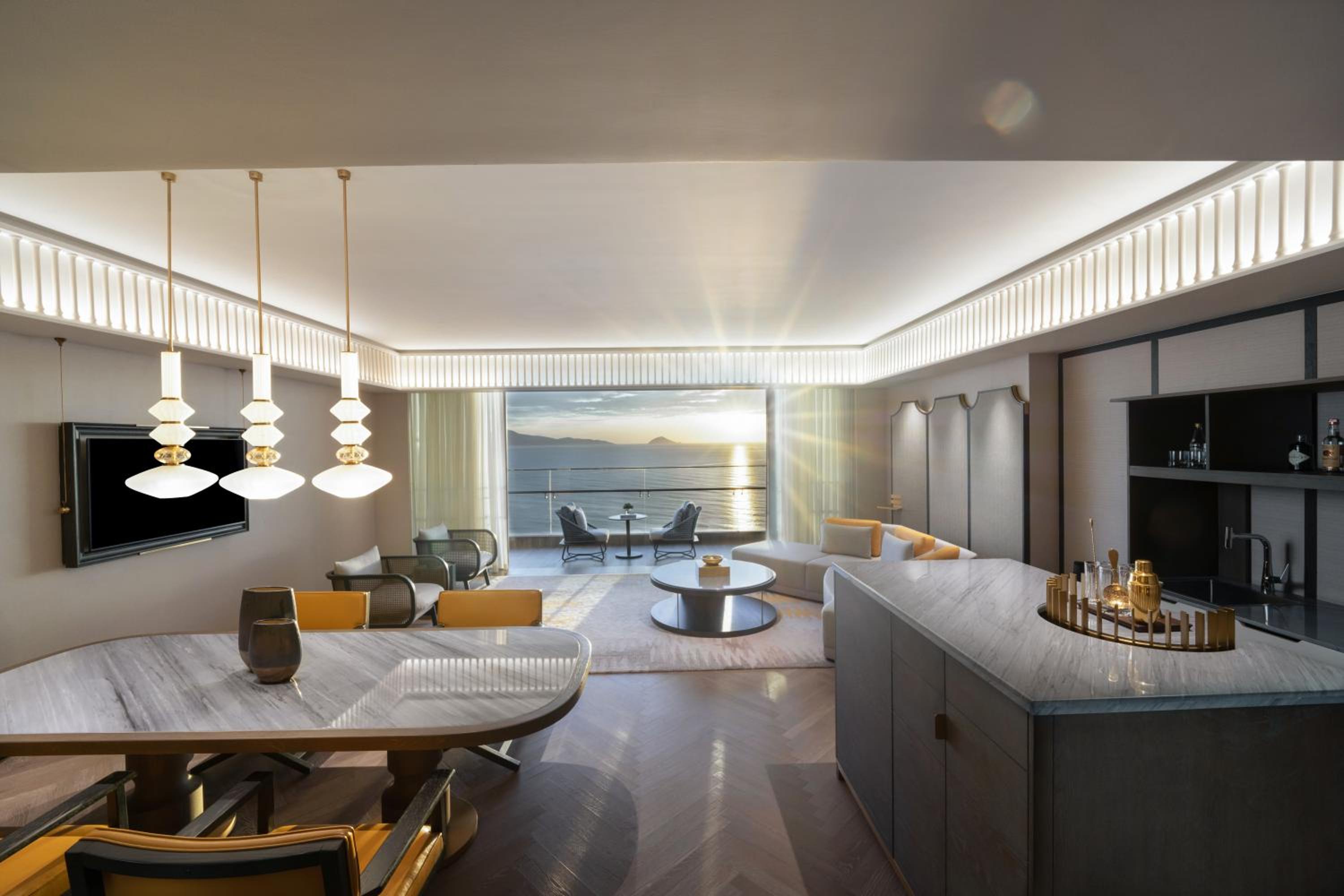 Executive Ocean View Suite - Photo 2