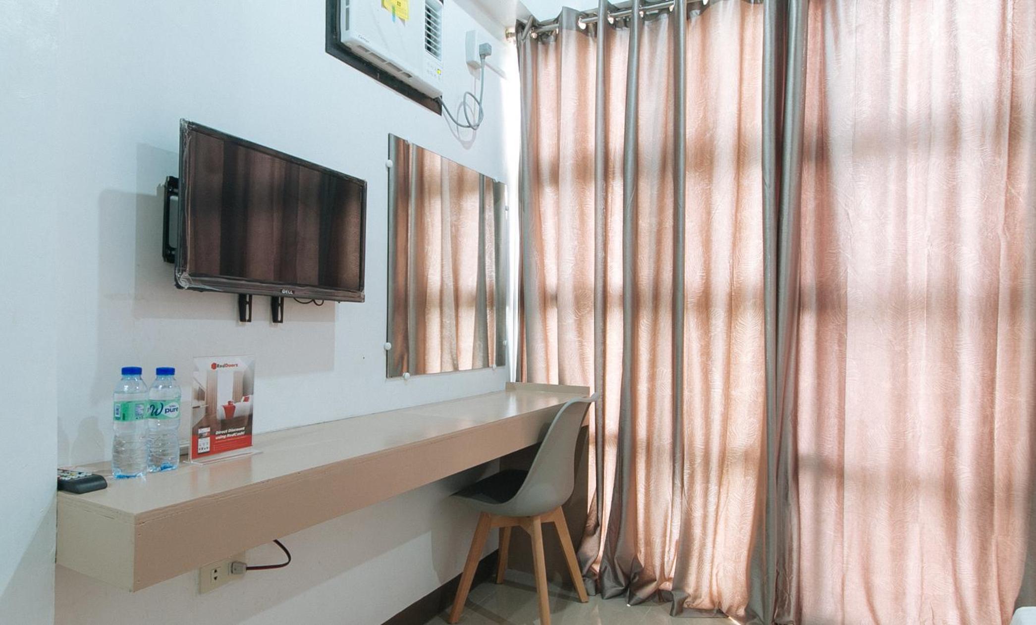 Suite - Photo 3