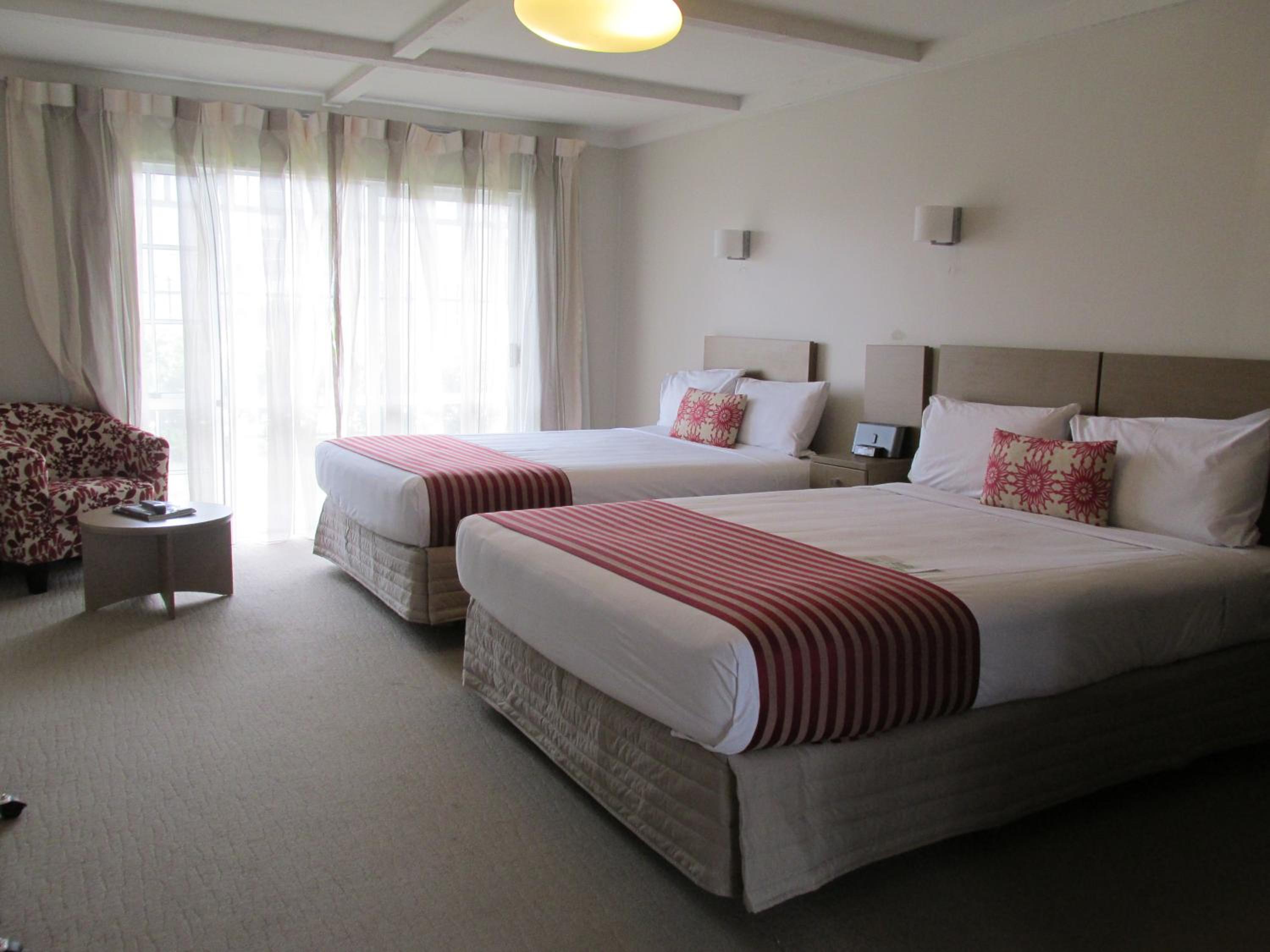 Standard Double or Twin Room - Photo 3