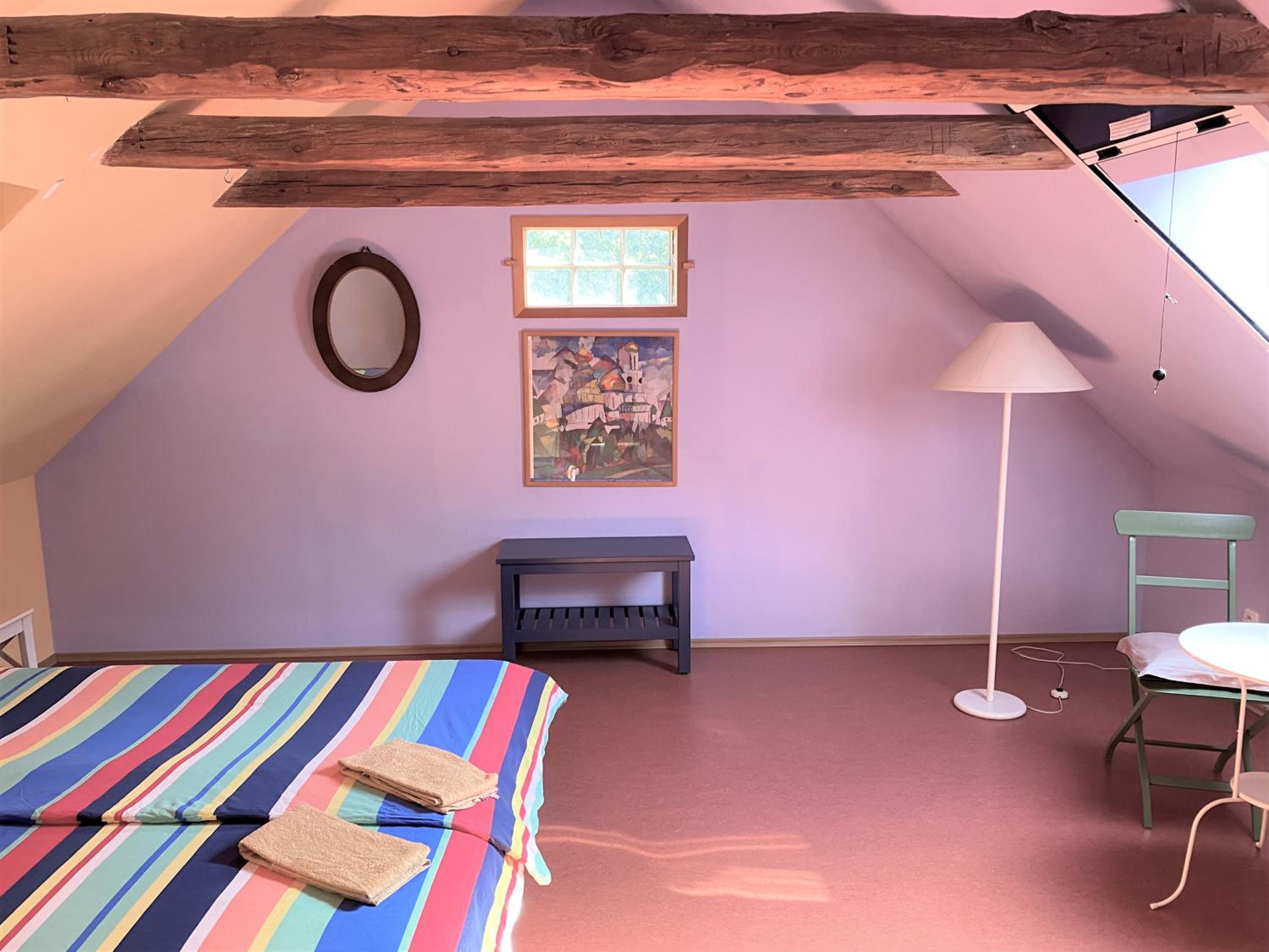 Double Room with Private Bathroom - Photo 3