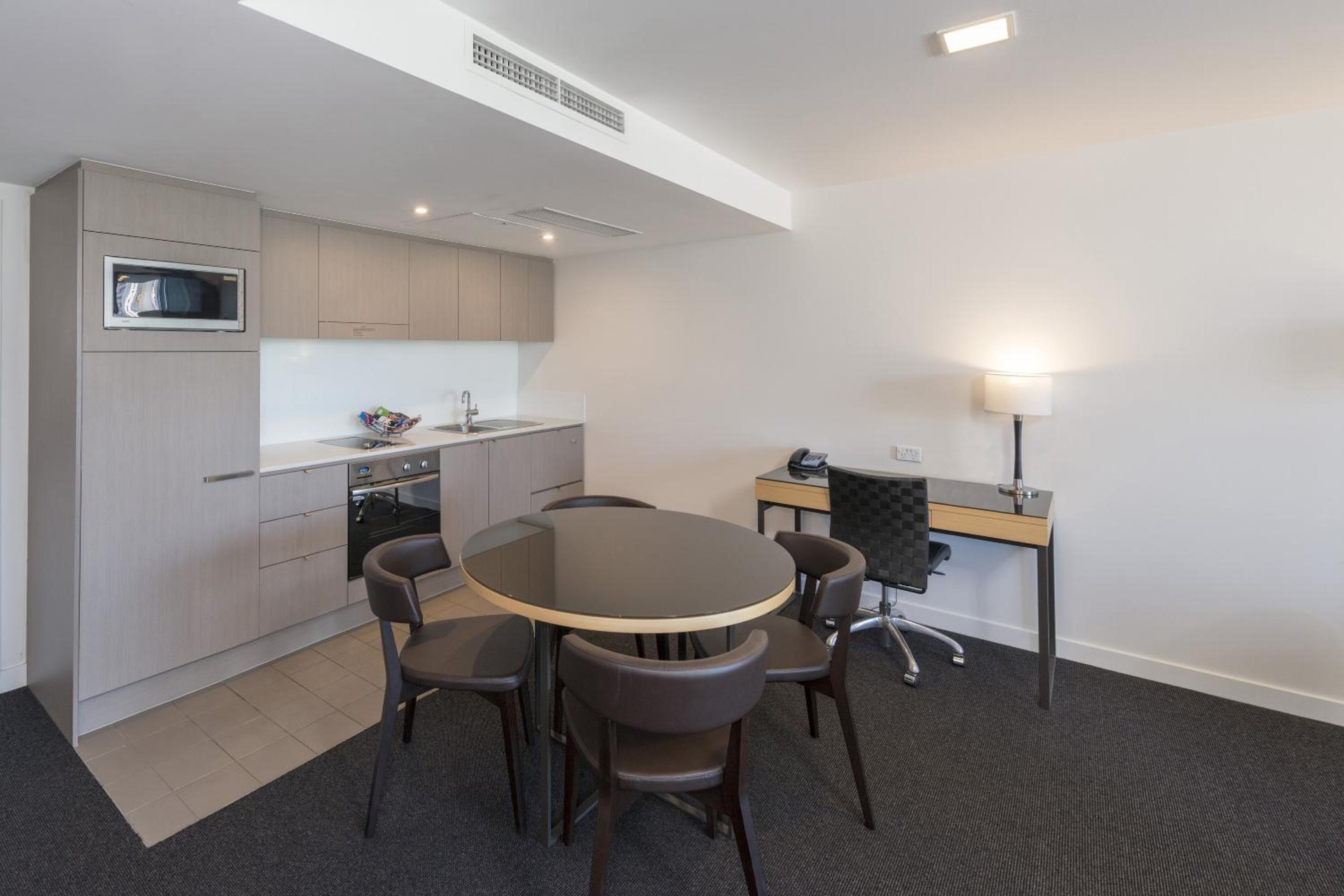 One-Bedroom Apartment - Photo 5