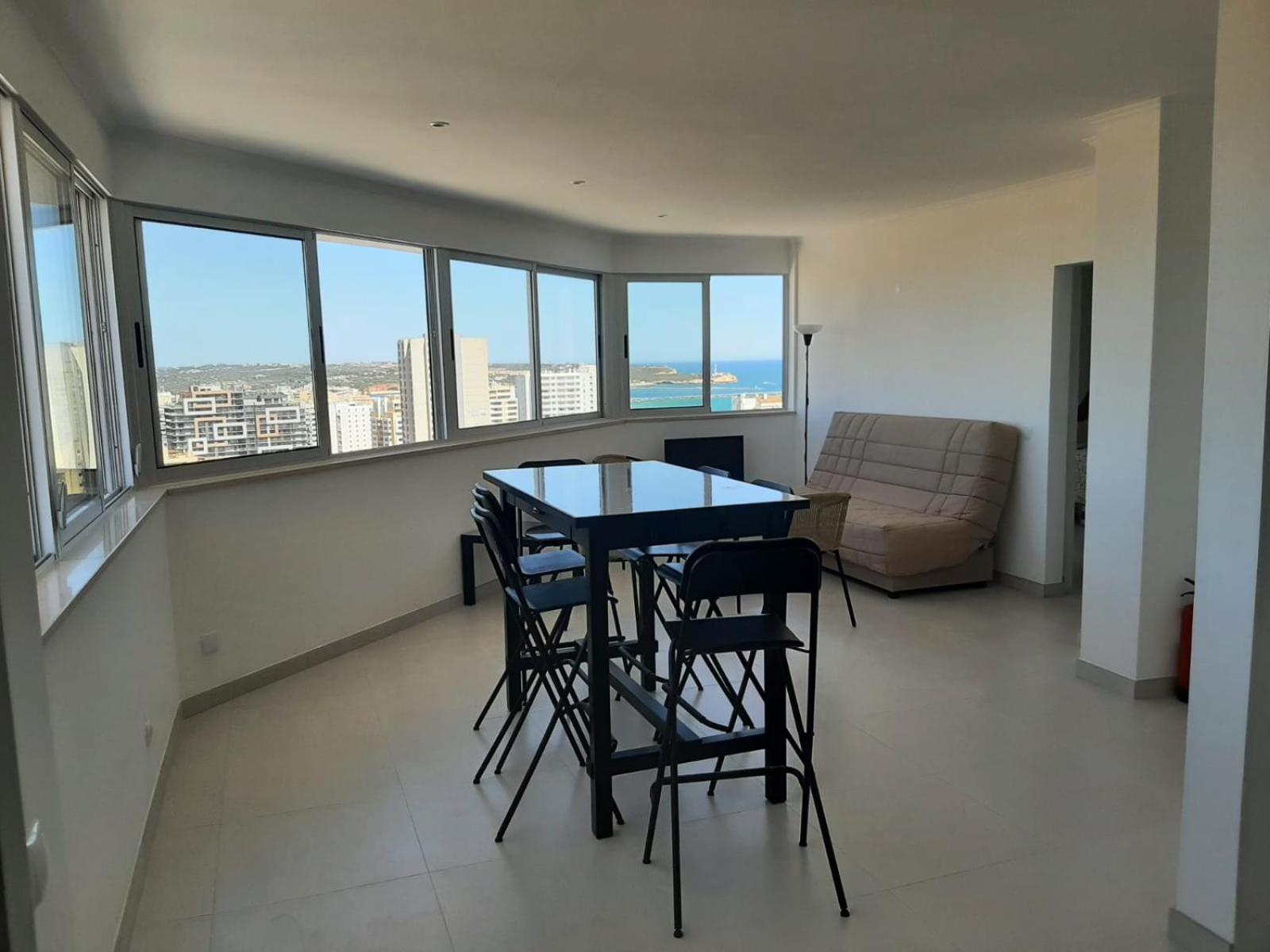 One-Bedroom Apartment - Photo 24