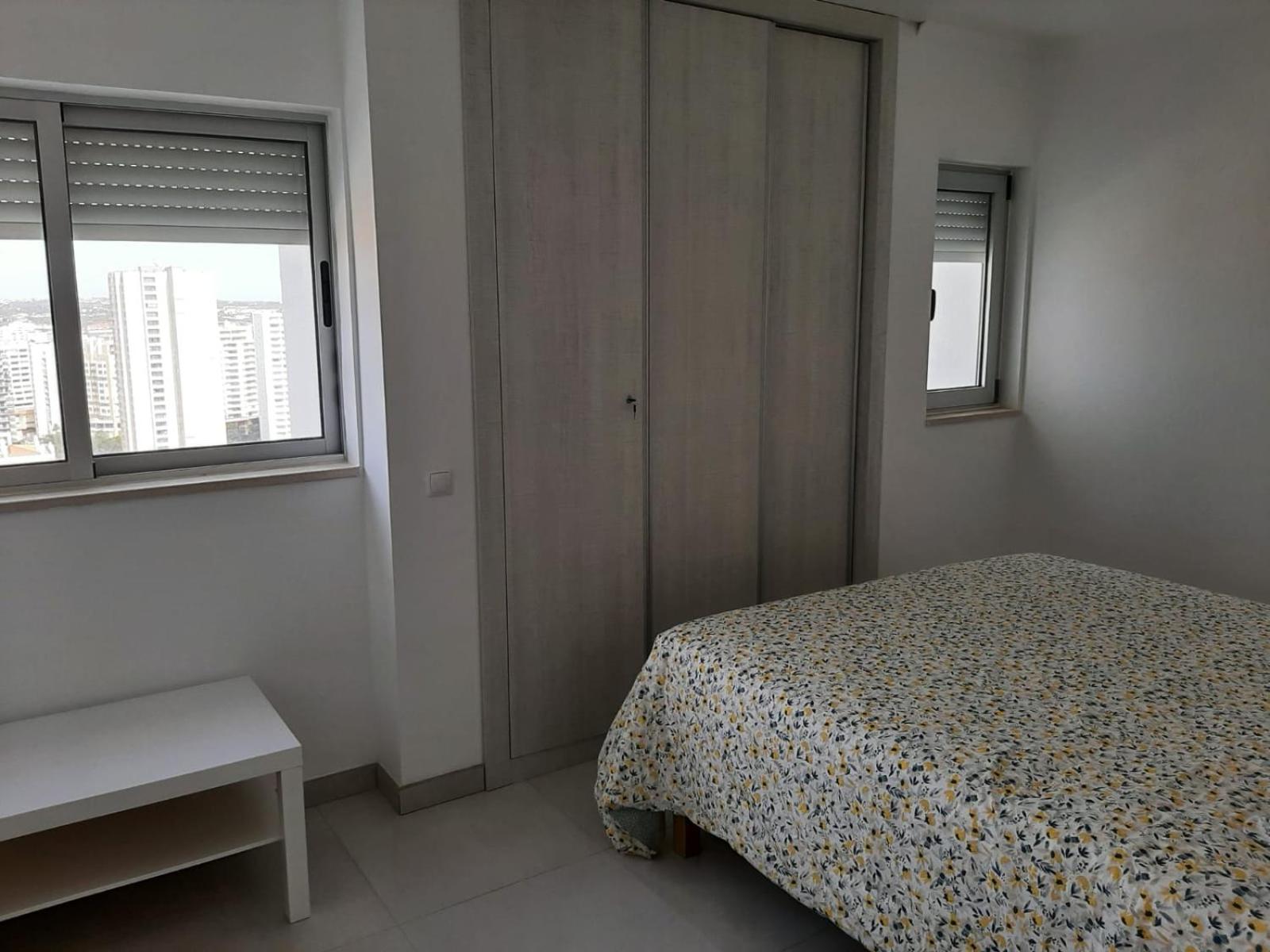 One-Bedroom Apartment - Photo 4