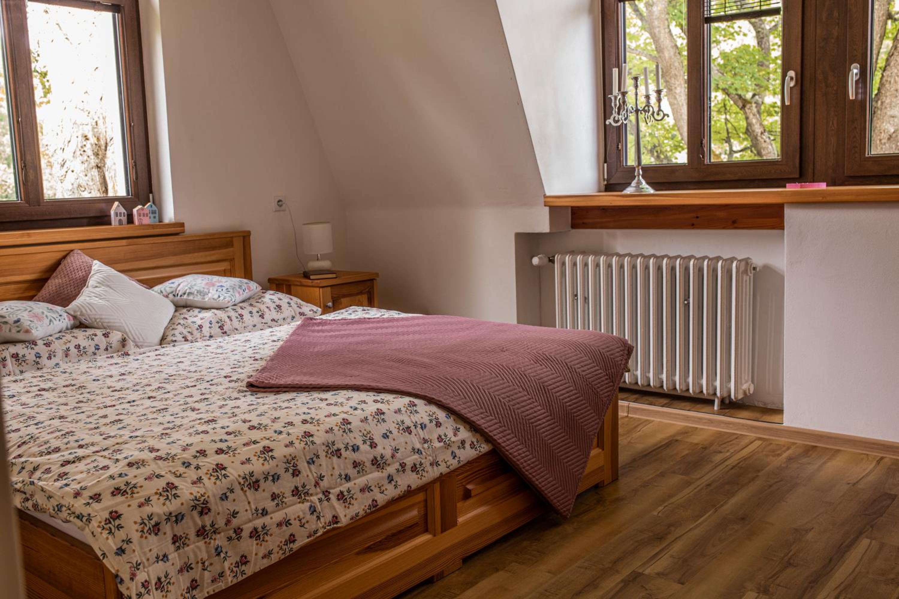 Queen Room photo 3
