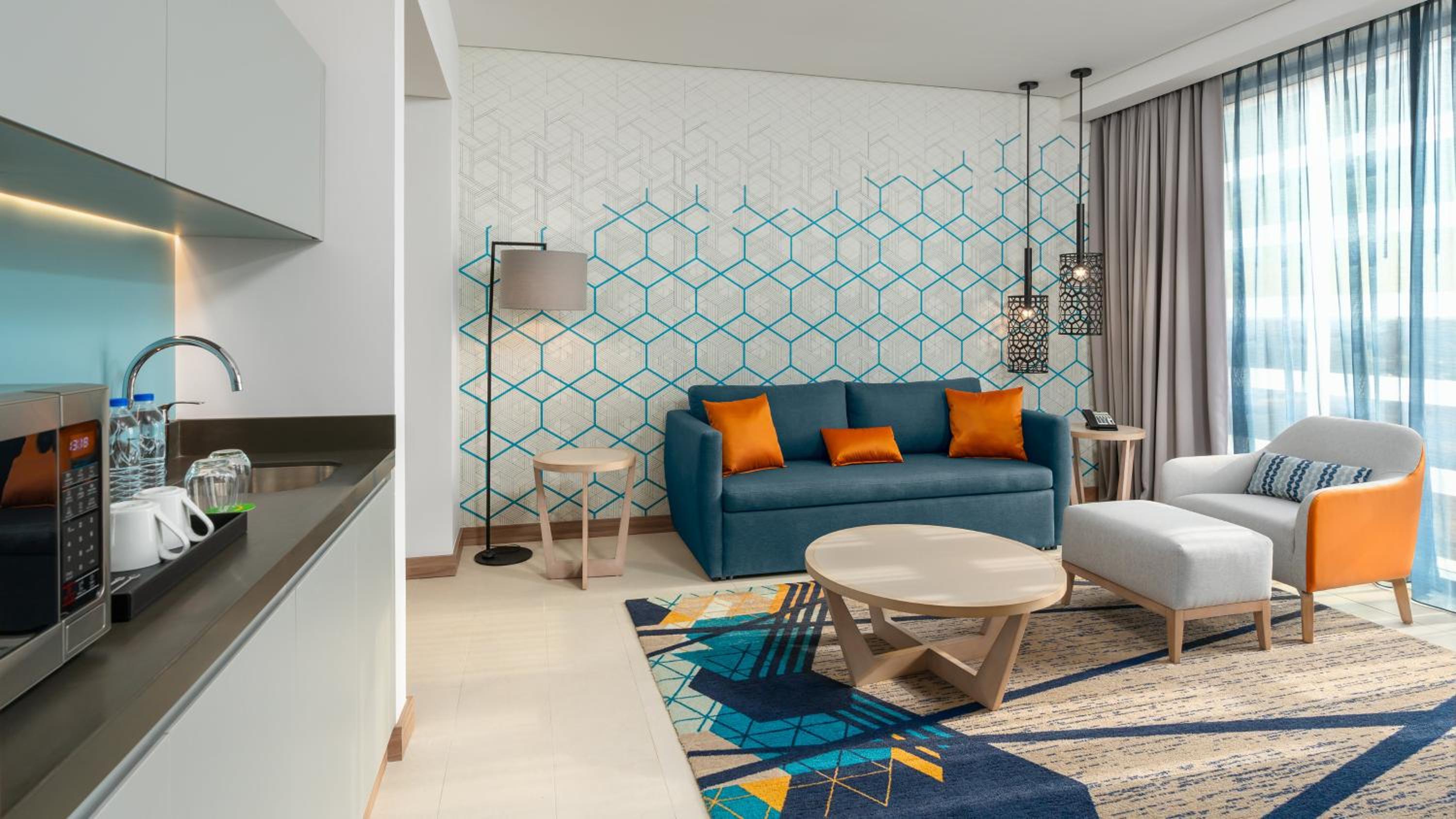 One-Bedroom Suite - Photo 11