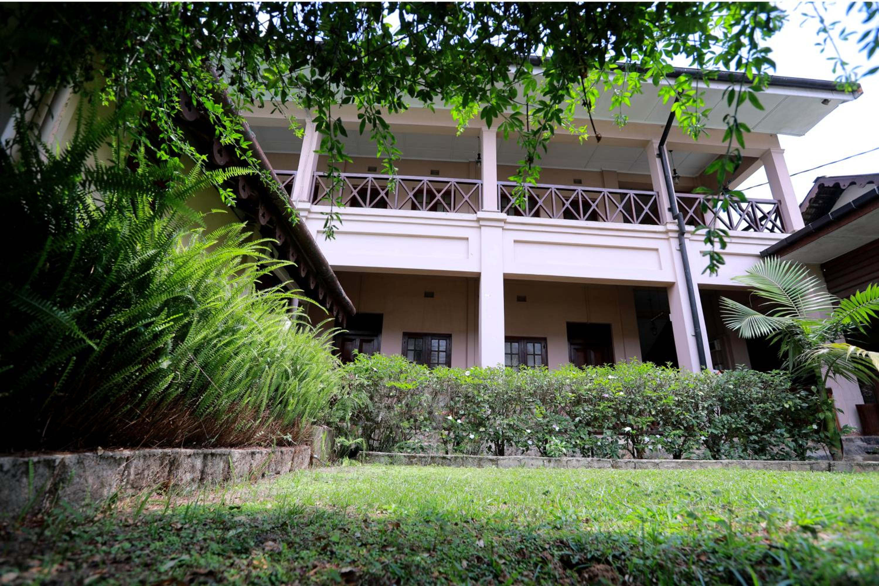 Standard Double or Twin Room + Early check-in/Late check-out on availability + 20% discount on Adisham Bungalow Excursion - Photo 4