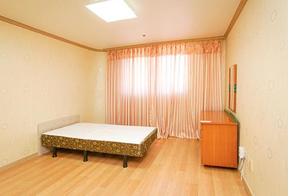 39 Py photo 2
