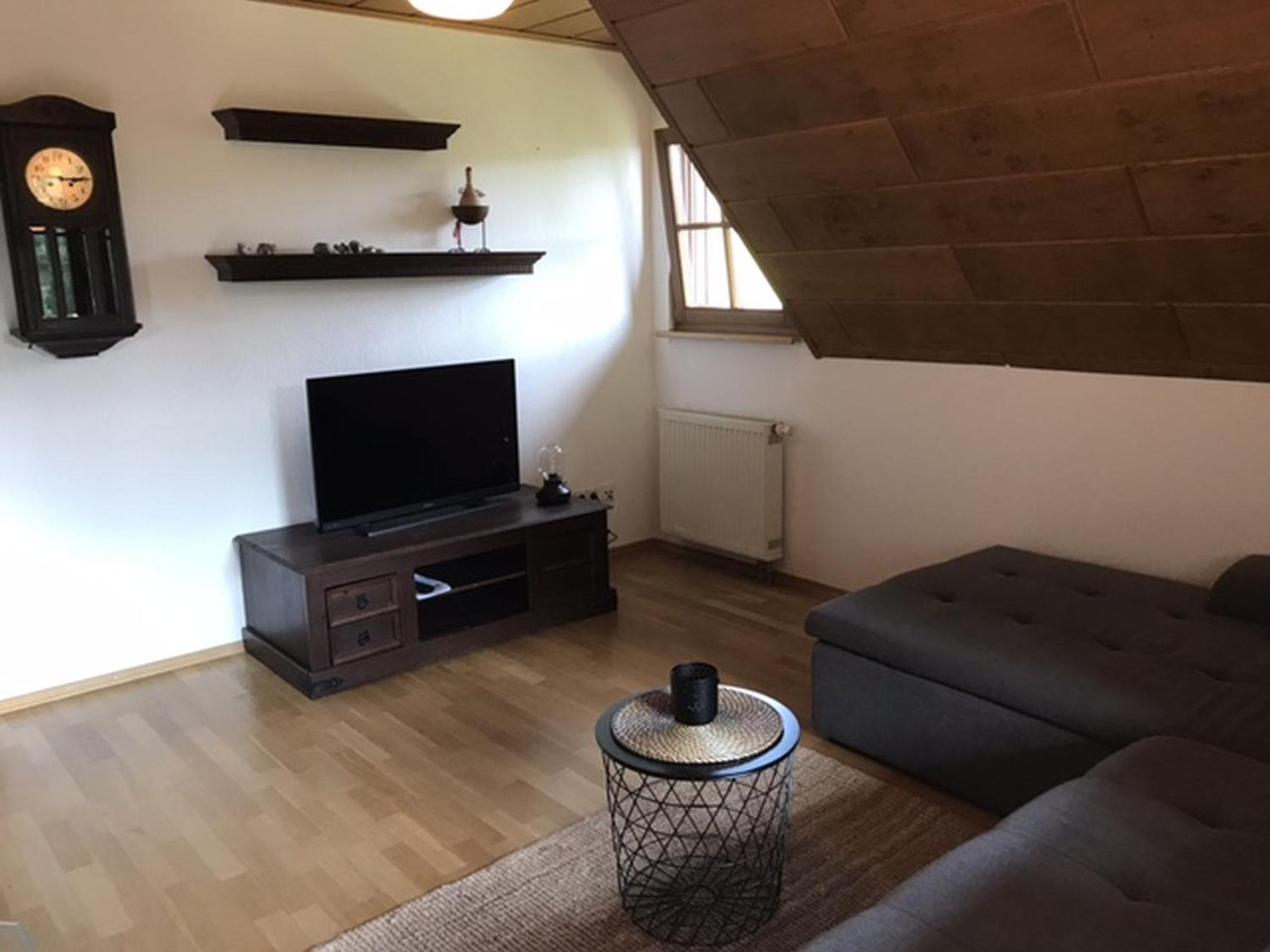 Two-Bedroom Deluxe Apartment with Balcony photo 3