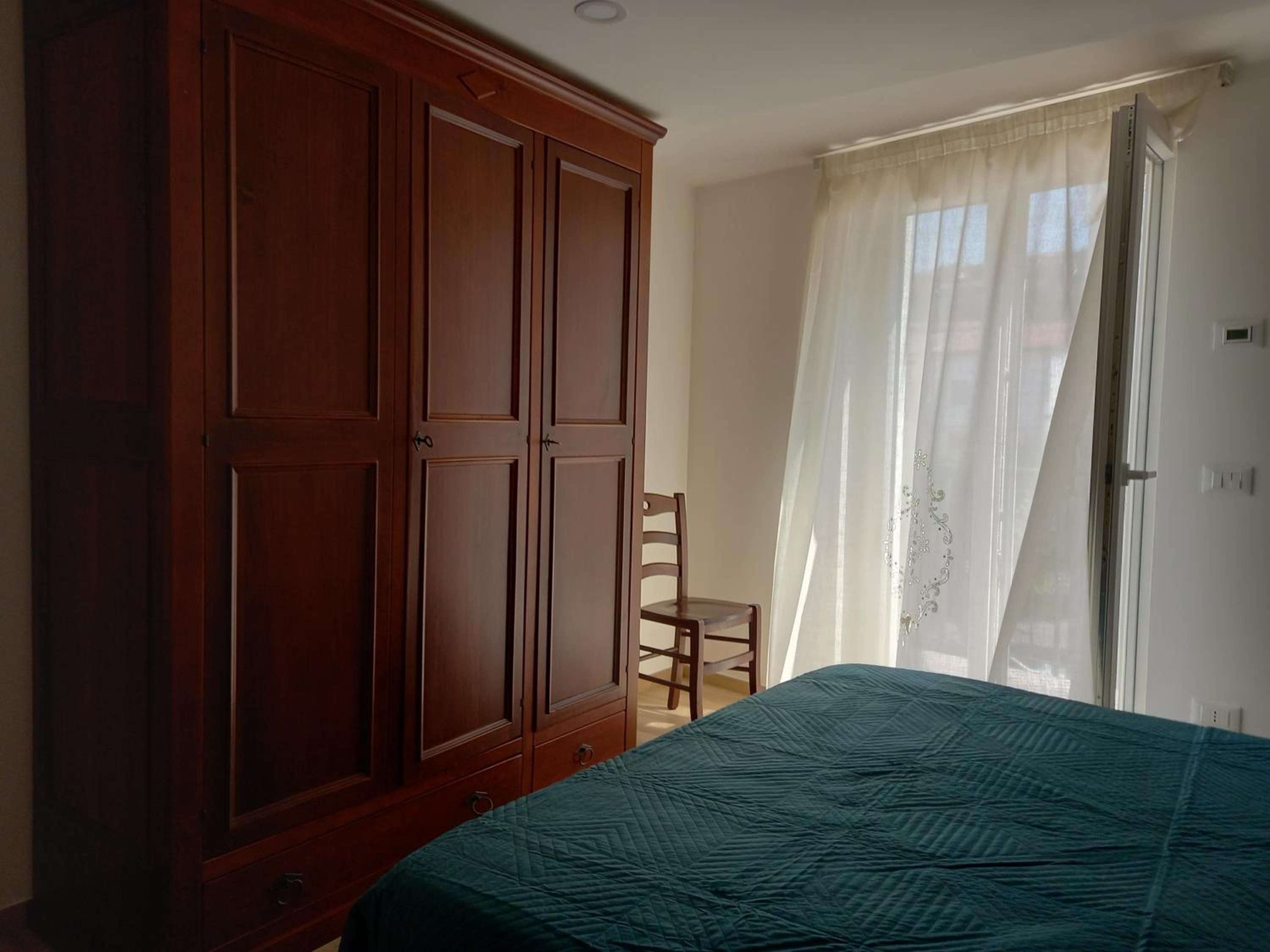 Three-Bedroom Apartment photo 1