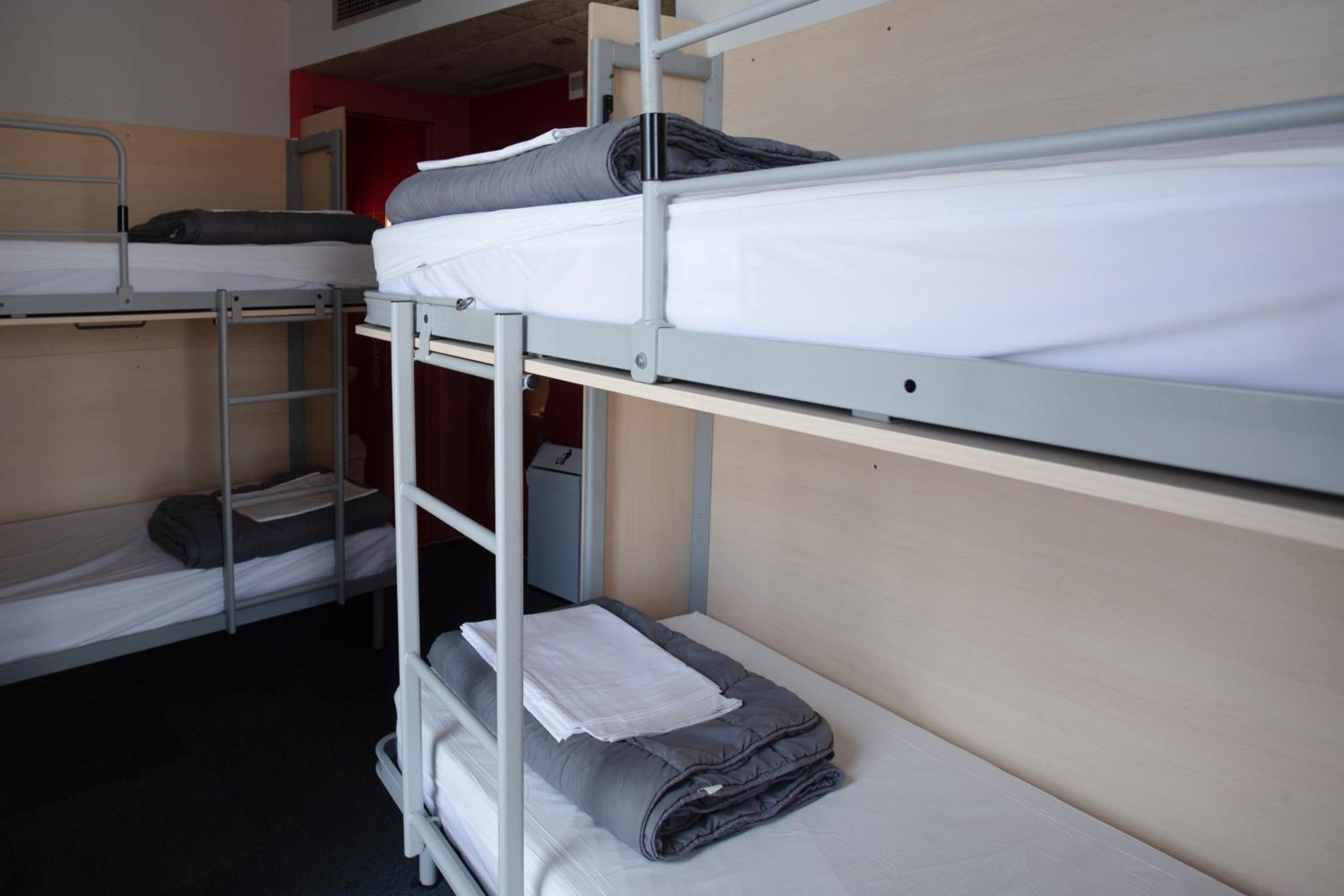 Single Bed in Female Dormitory Room photo 3