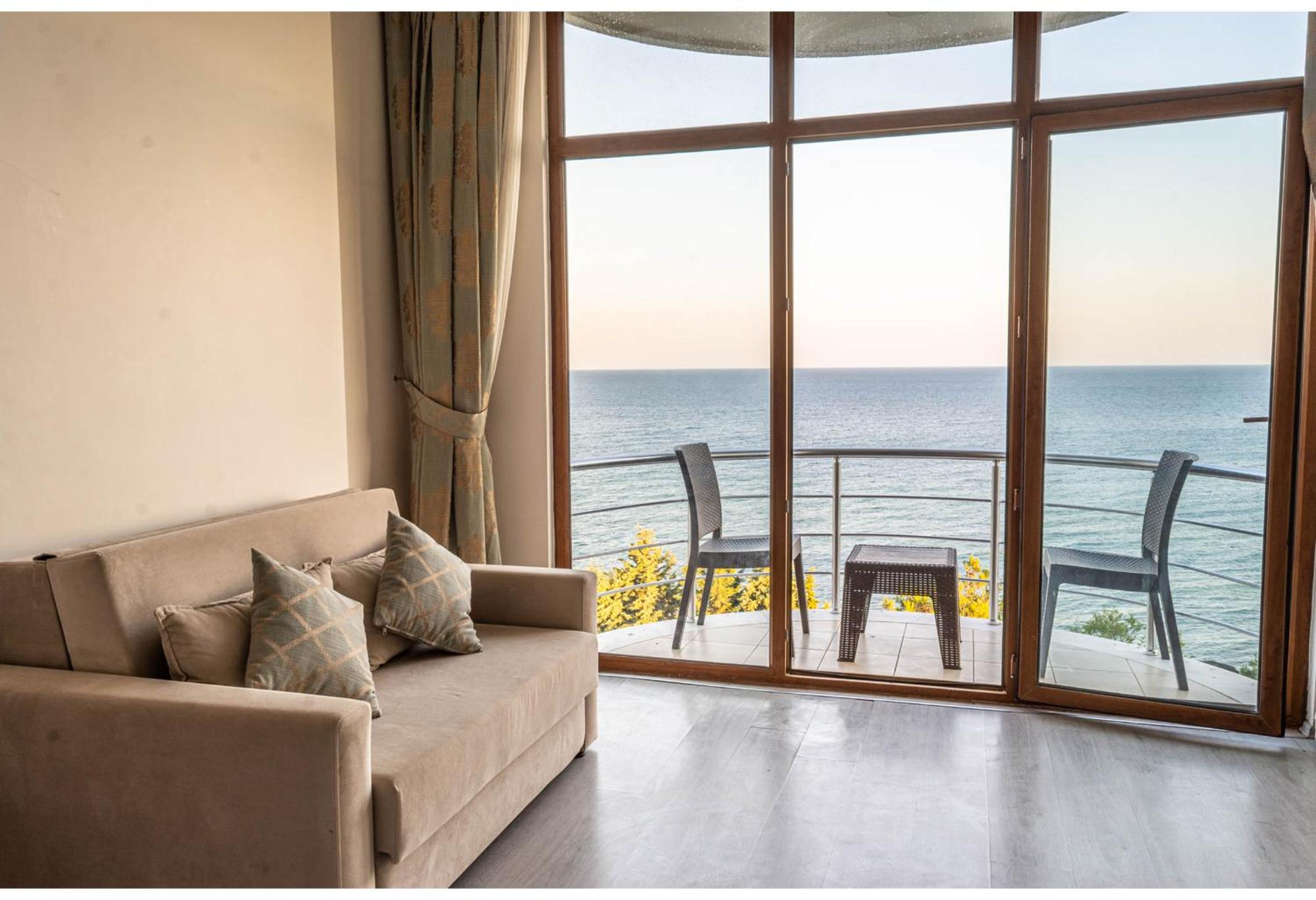 Queen Room with Sea View photo 3