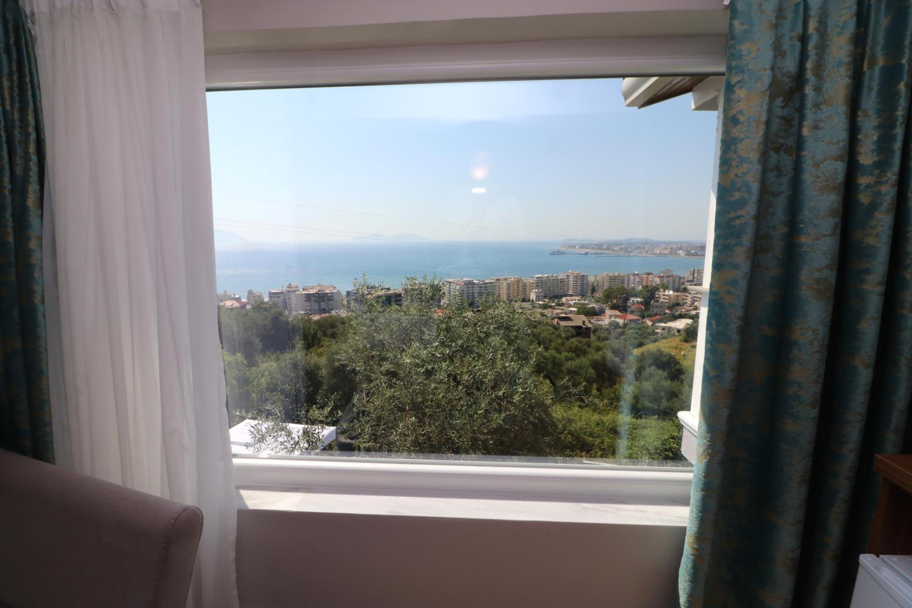 Deluxe Double Room with Sea View