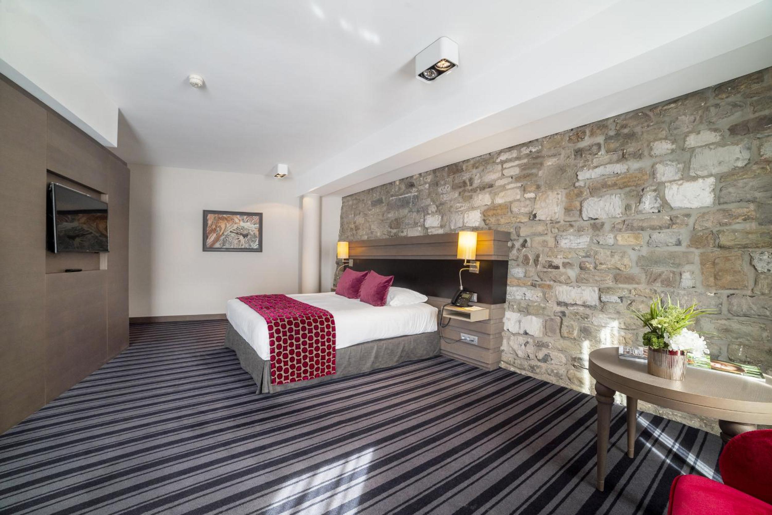 Deluxe Suite - Photo 4
