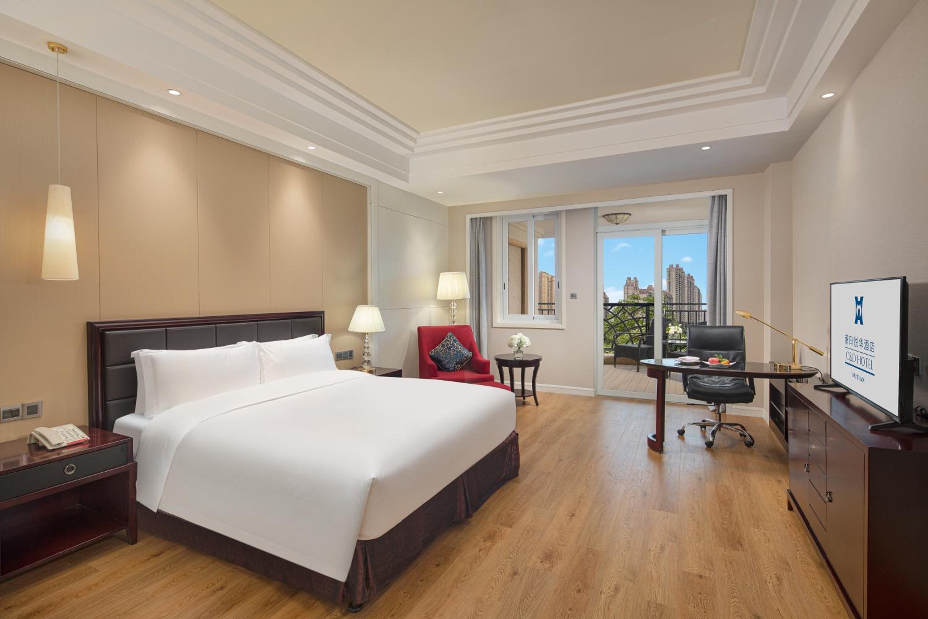 Executive Double Room with Mountain View