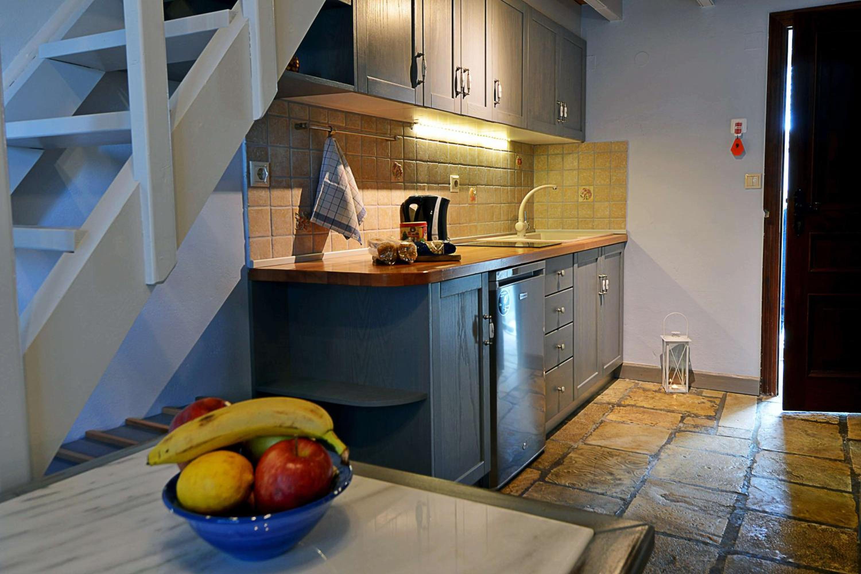 Studio (2 Adults) photo 2
