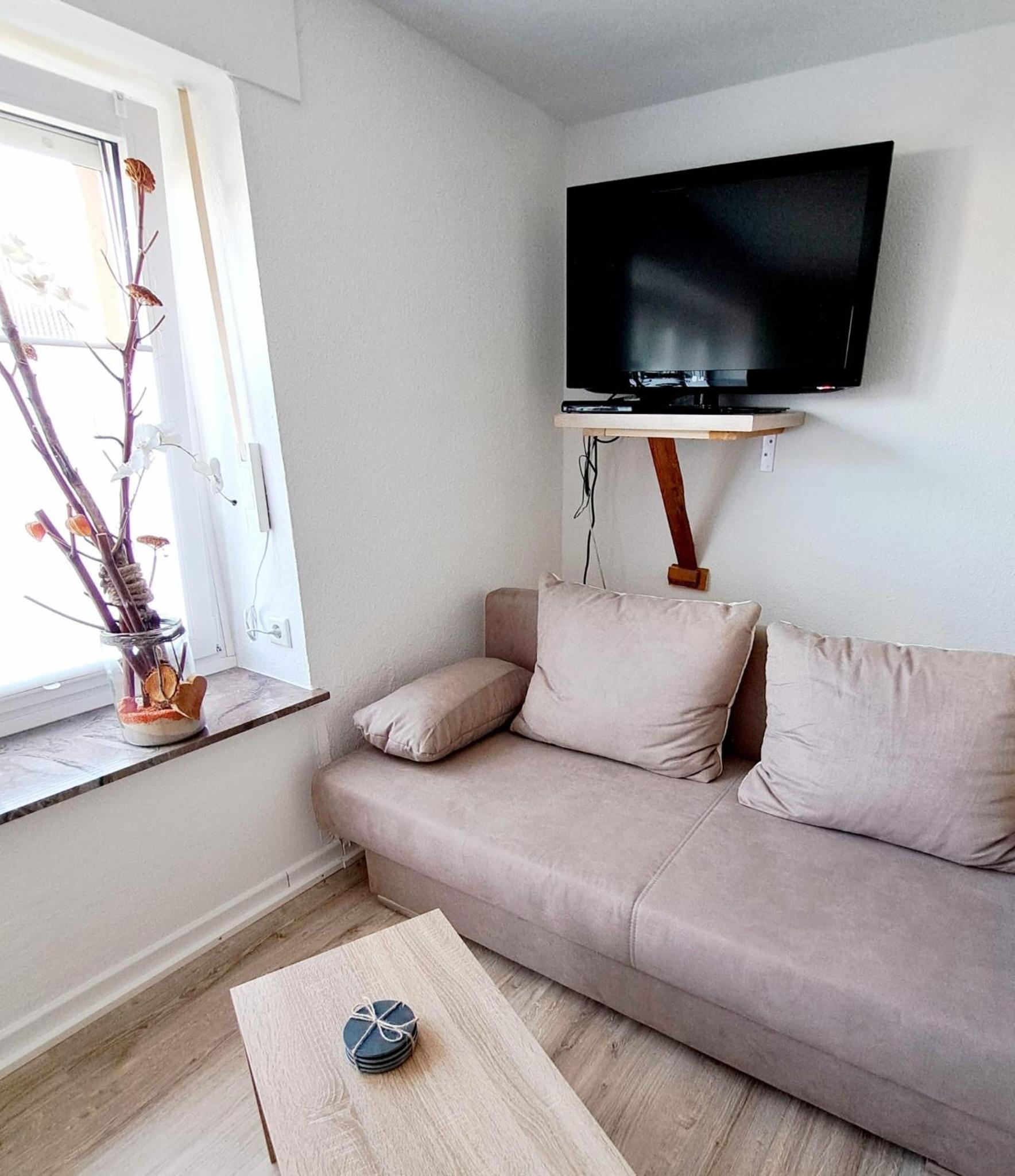 One-Bedroom Apartment photo 2