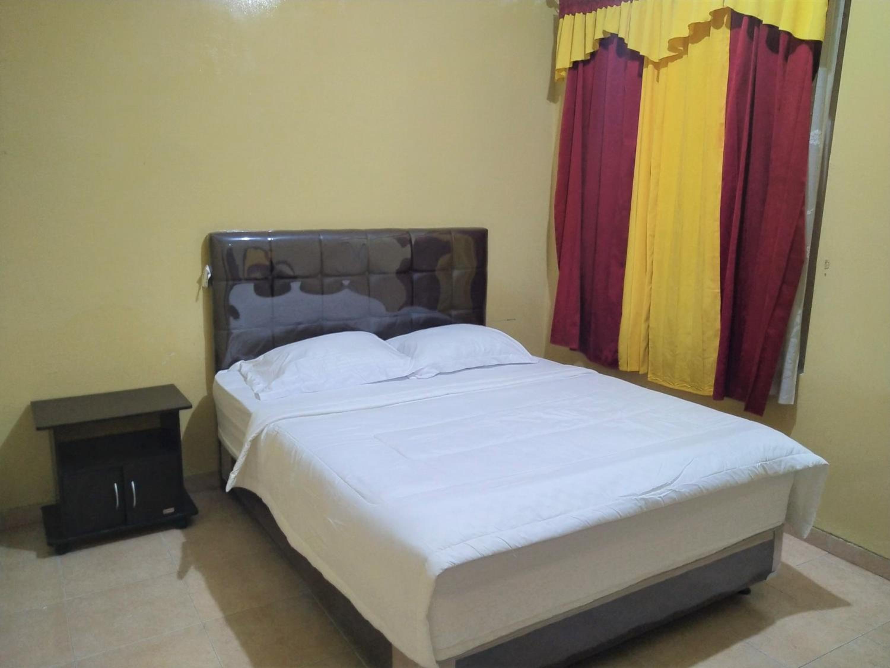 Standard Double Room - Photo 3