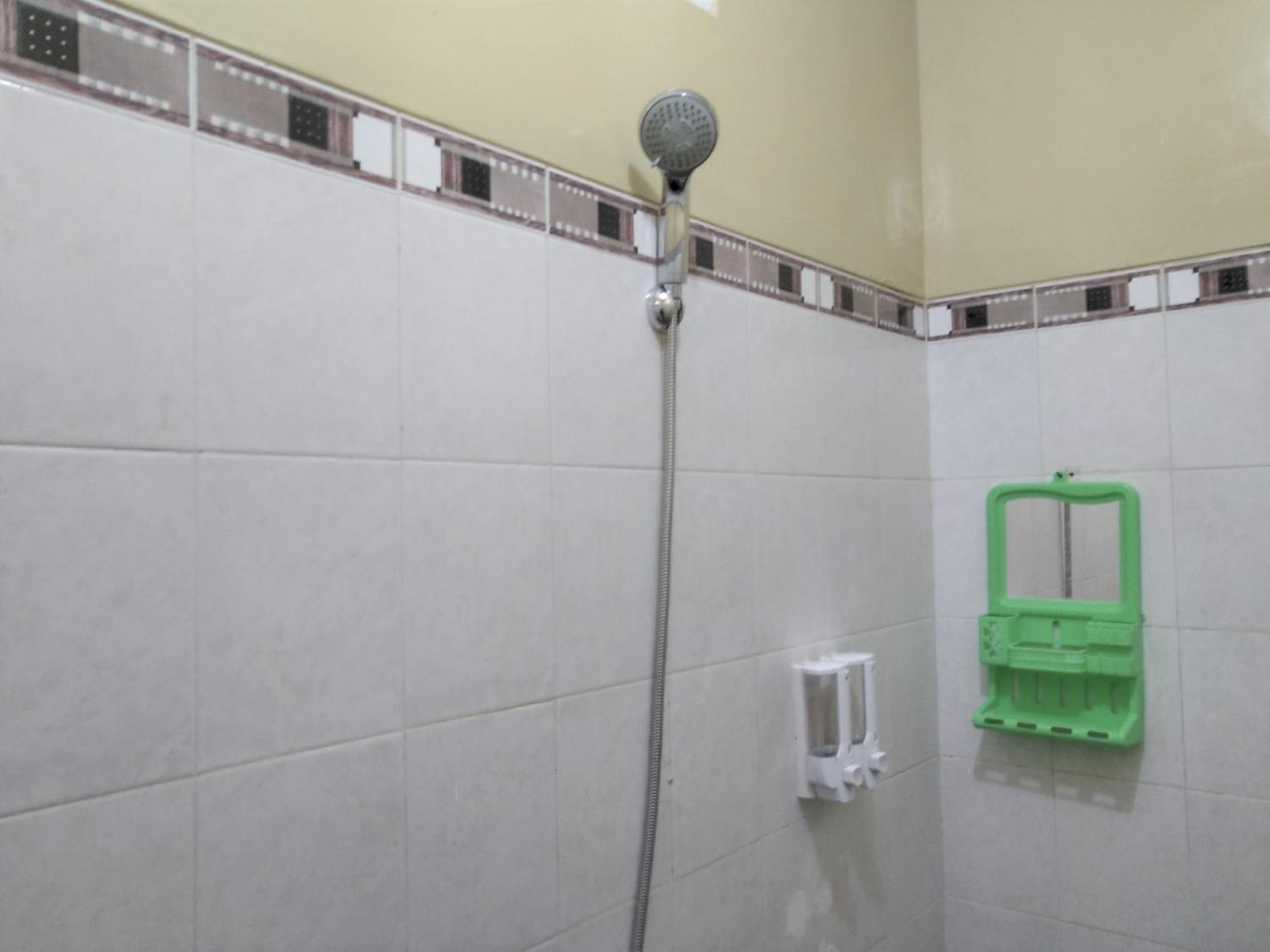 Standard Double Room - Photo 19