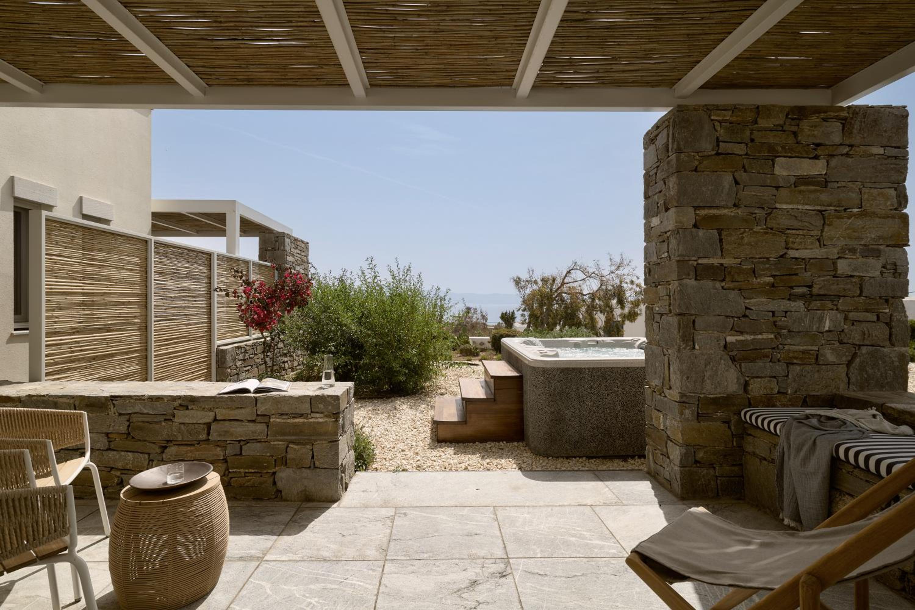 Sun Suite Sea View with Outdoor Spa Bath