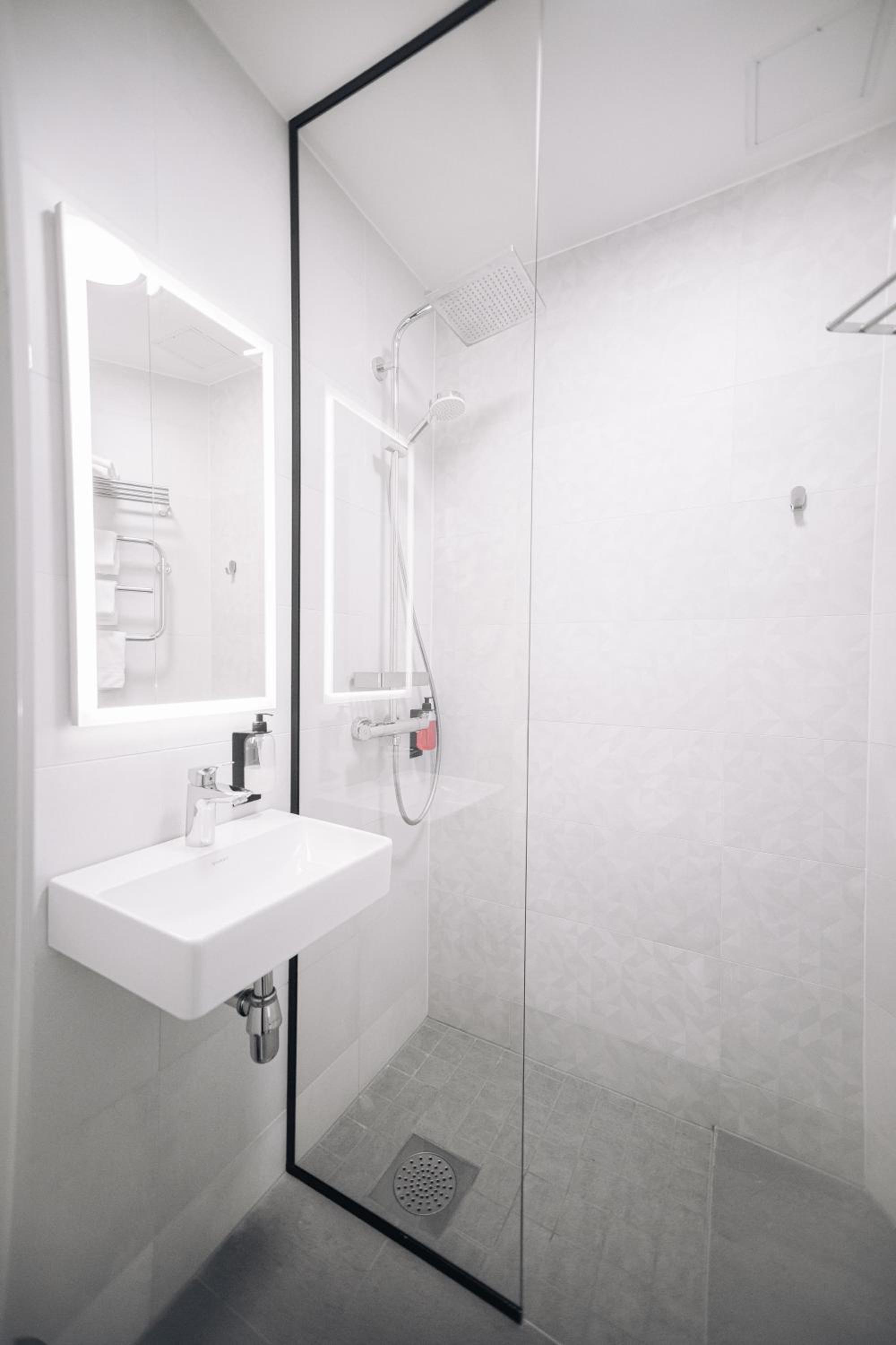 Triple Room - Photo 8