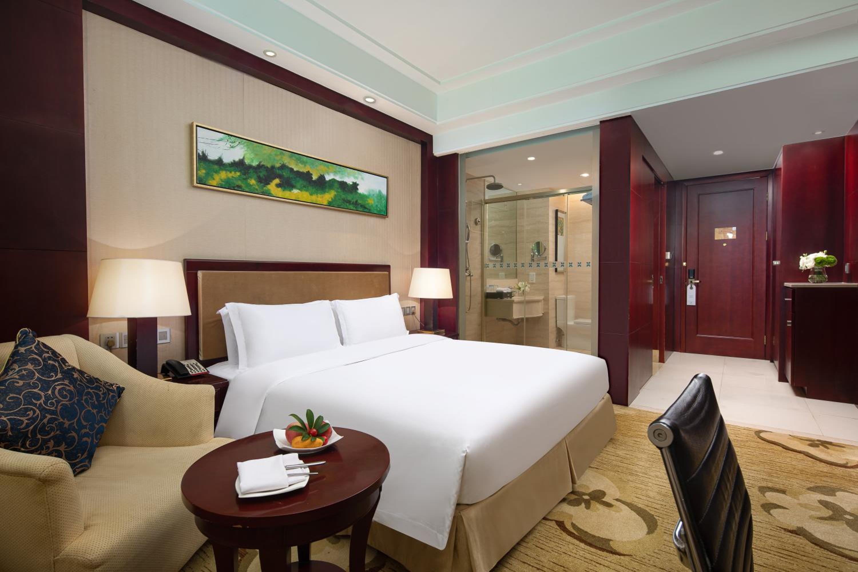 Superior Queen Room