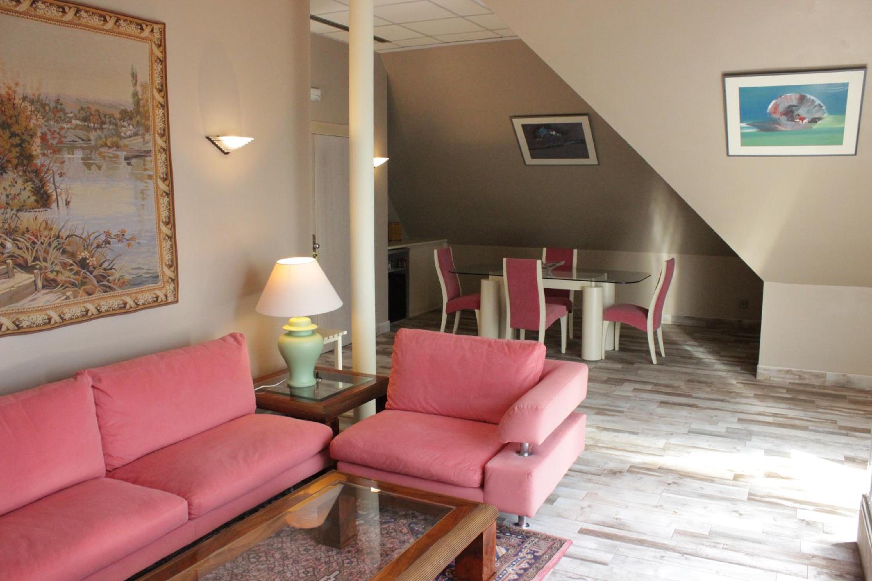 Imperial Suite - Photo 2