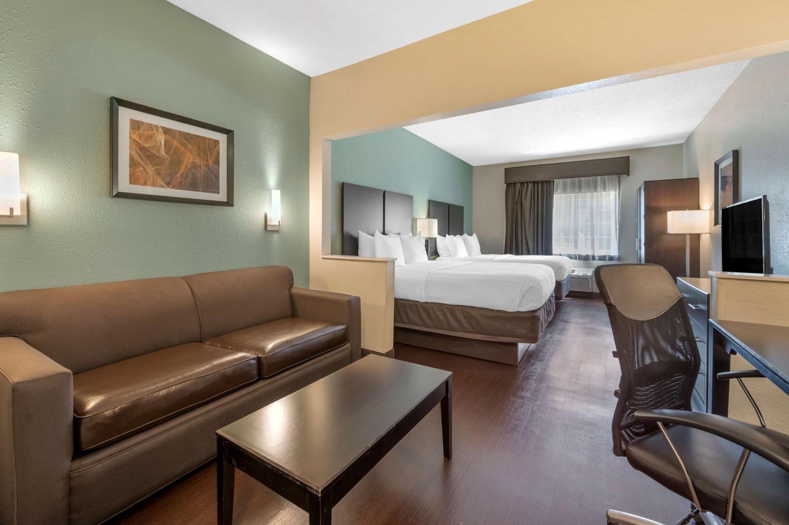 Queen Suite with Sofa Bed