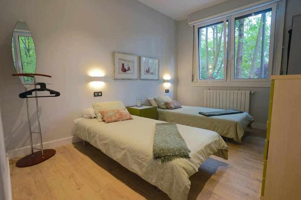Two-Bedroom Apartment - Photo 42