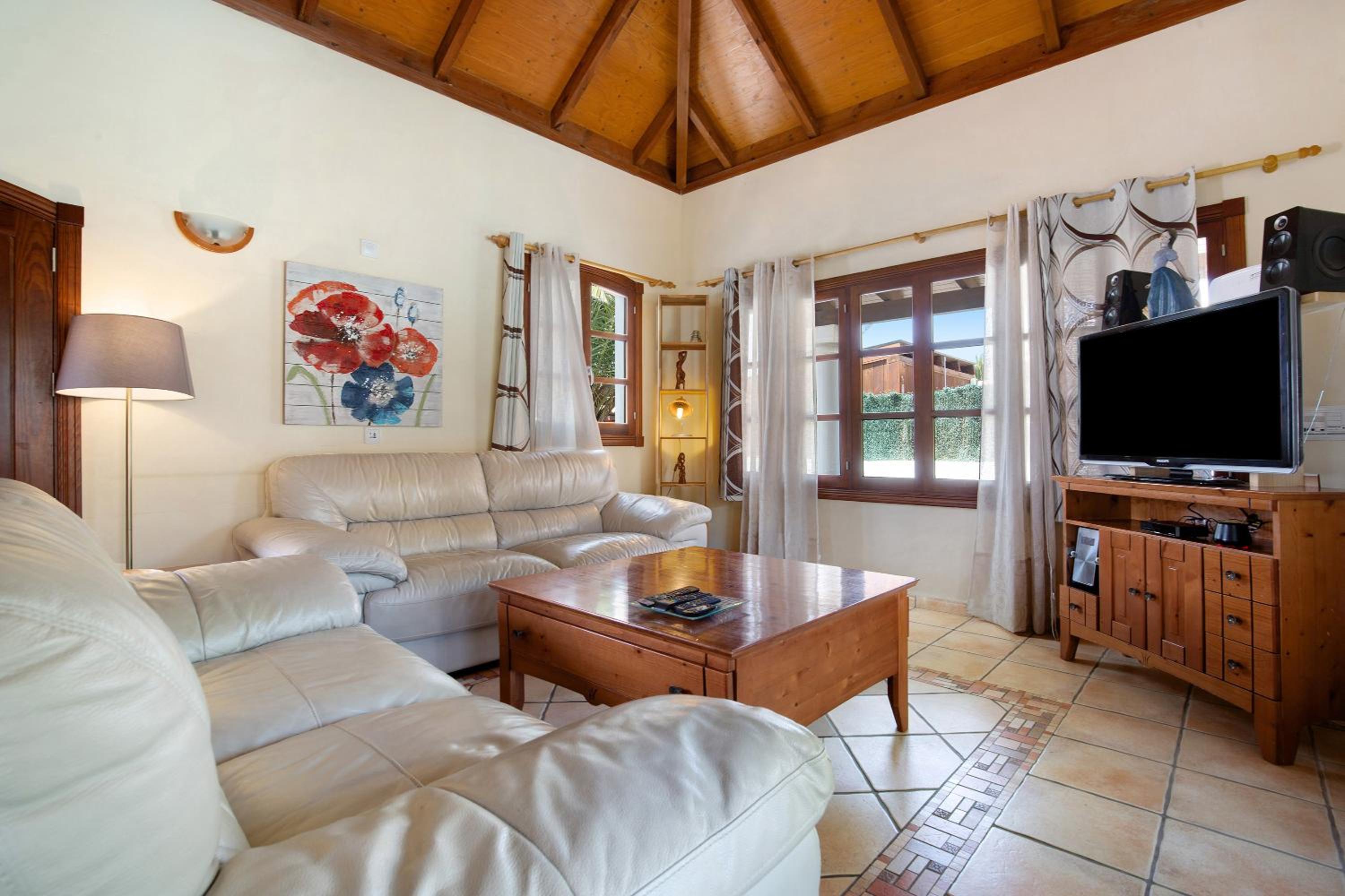 Villa con vistas al jardín