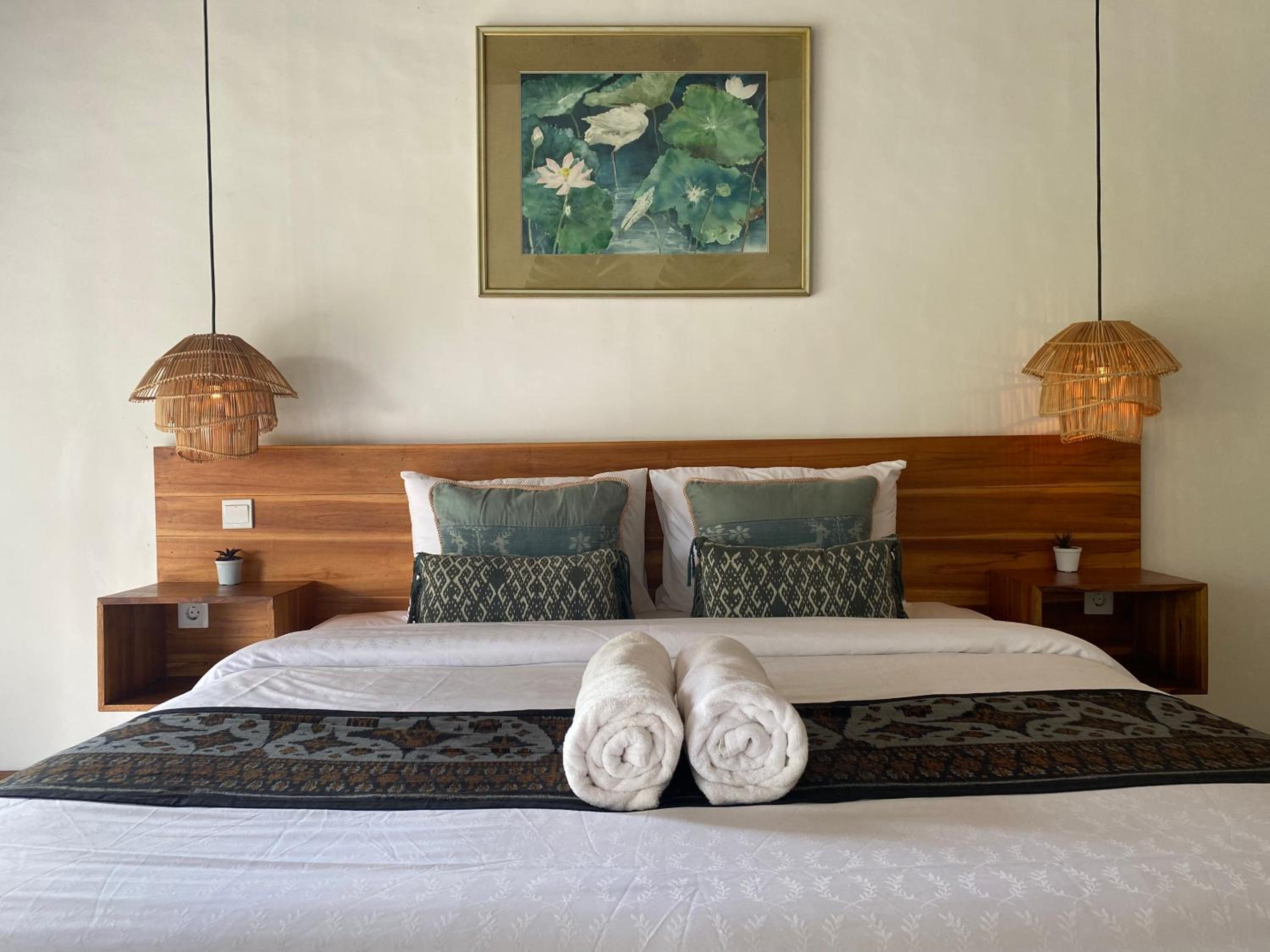 Deluxe Double Room with Bath photo 1