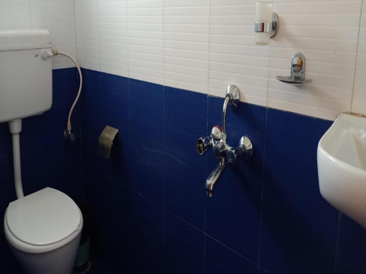 Double Room - Photo 4