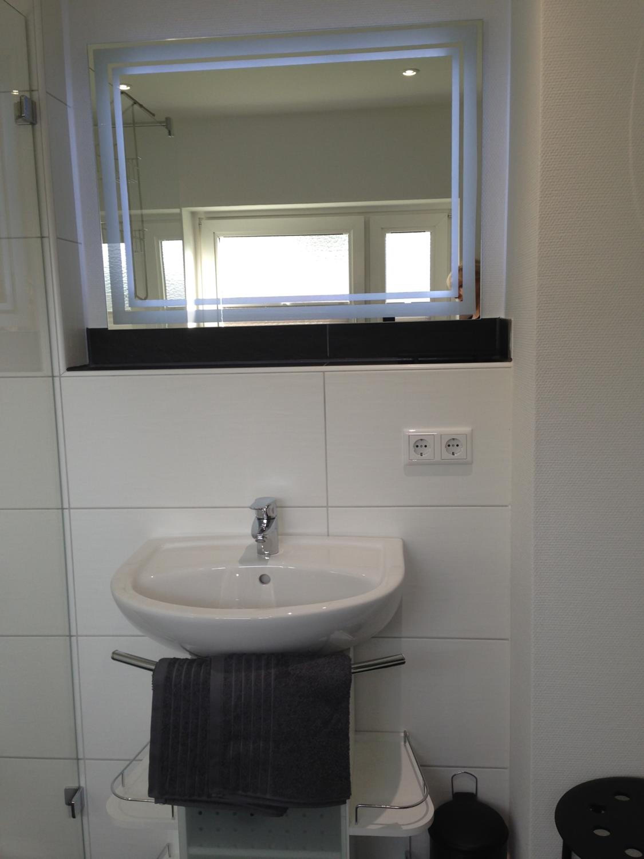 Deluxe Double Room - Photo 10