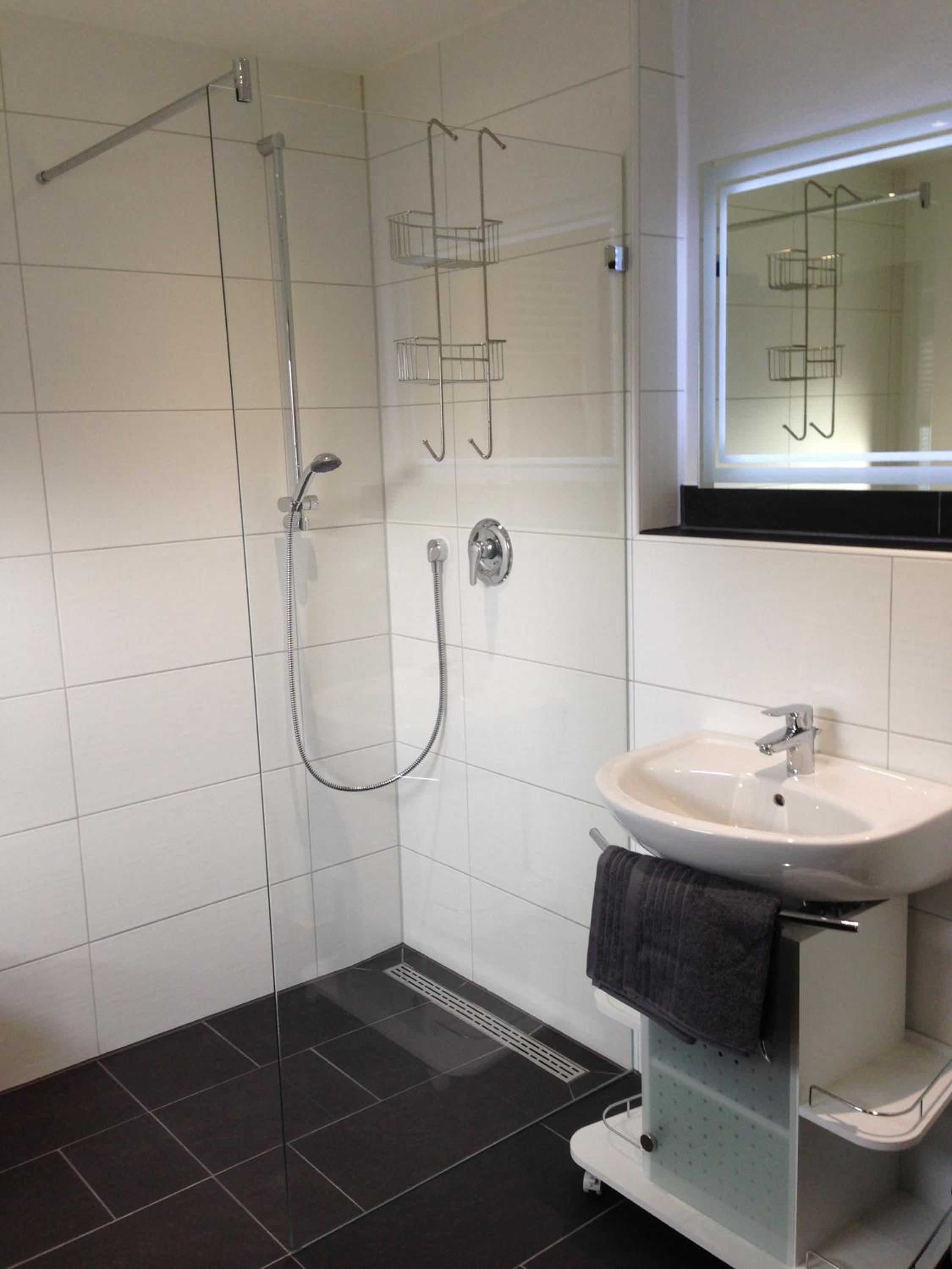 Deluxe Triple Room - Photo 10