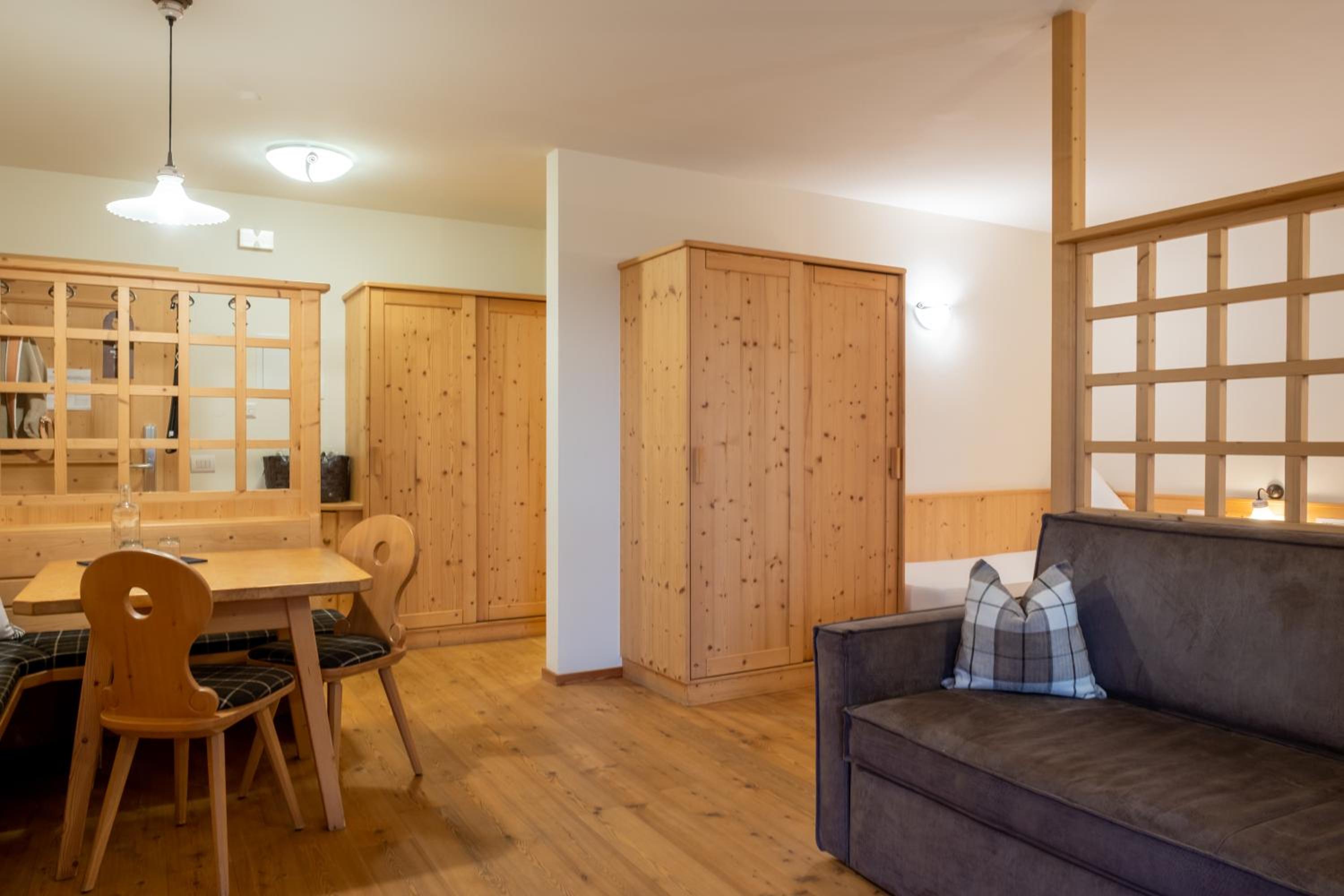 Apartment - Photo 2