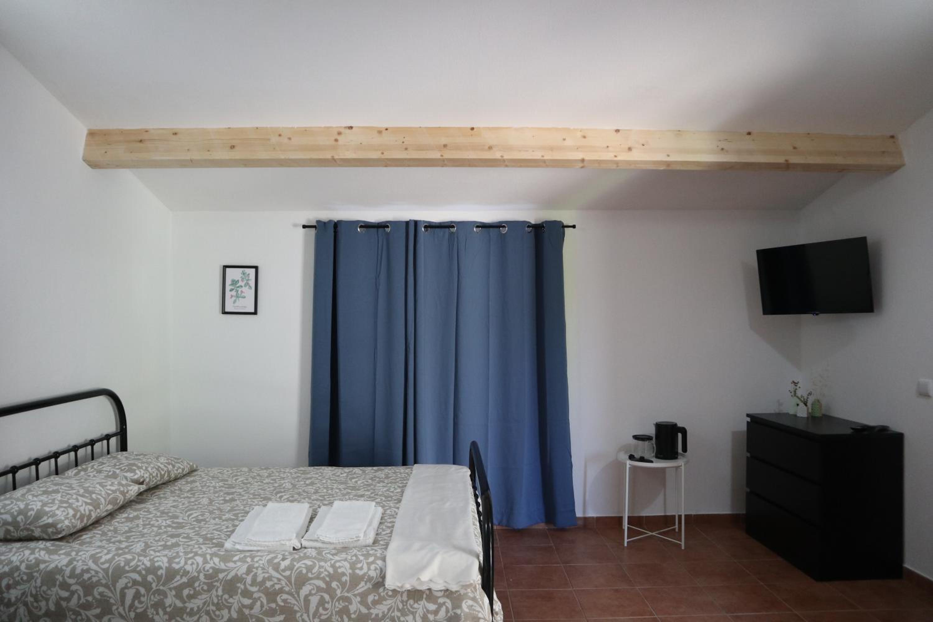 Quadruple Room with Terrace - Photo 8
