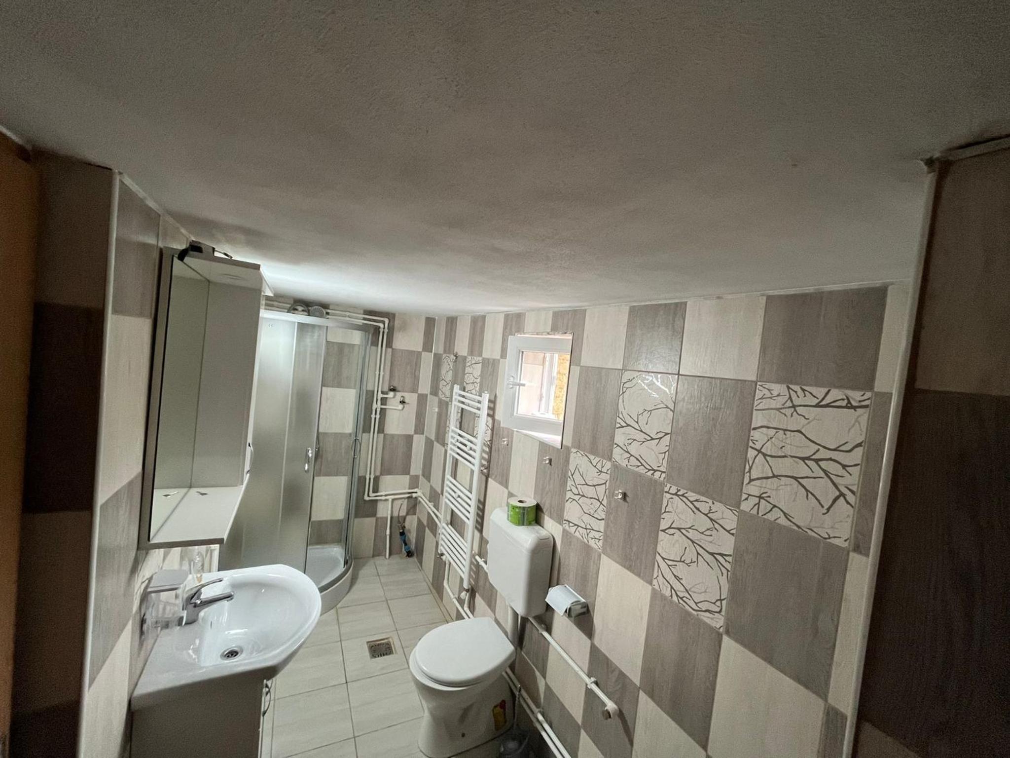 Family Room - Photo 3