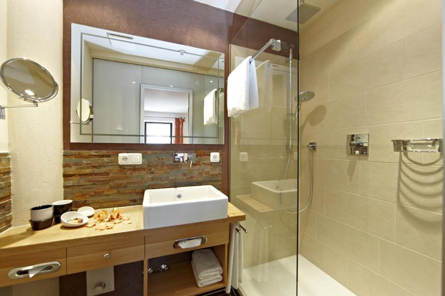 Single Room with Balcony photo 2